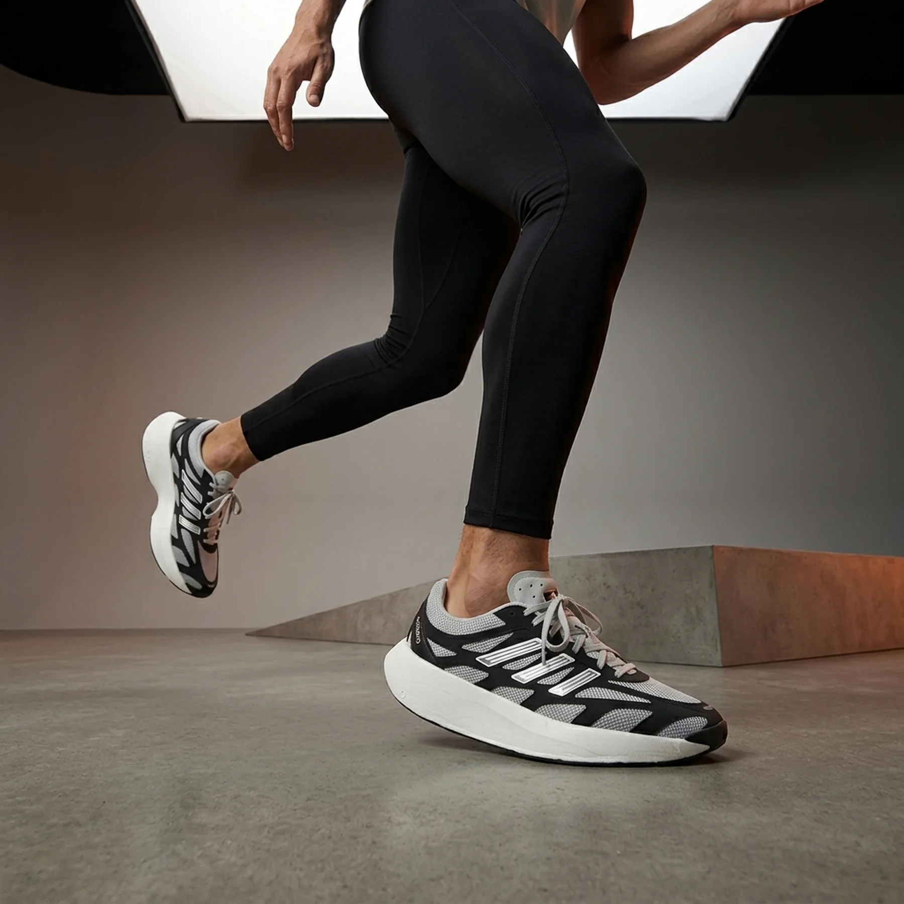 Кросівки унісекс Adidas Adizero Aruku (JI3555)