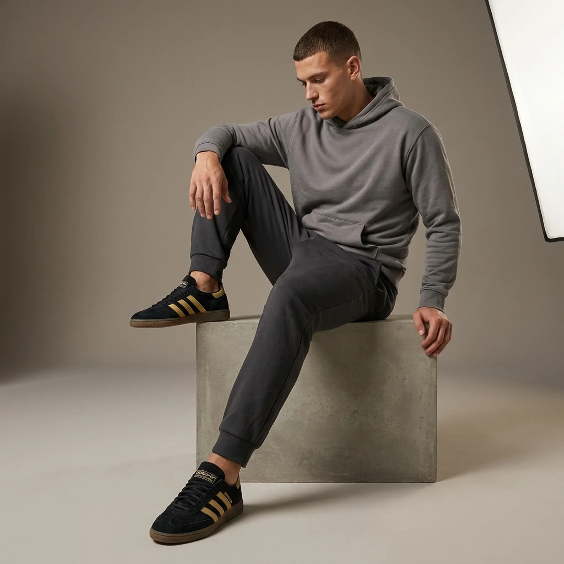 Кросівки унісекс Adidas Handball Spezial (IF9528)