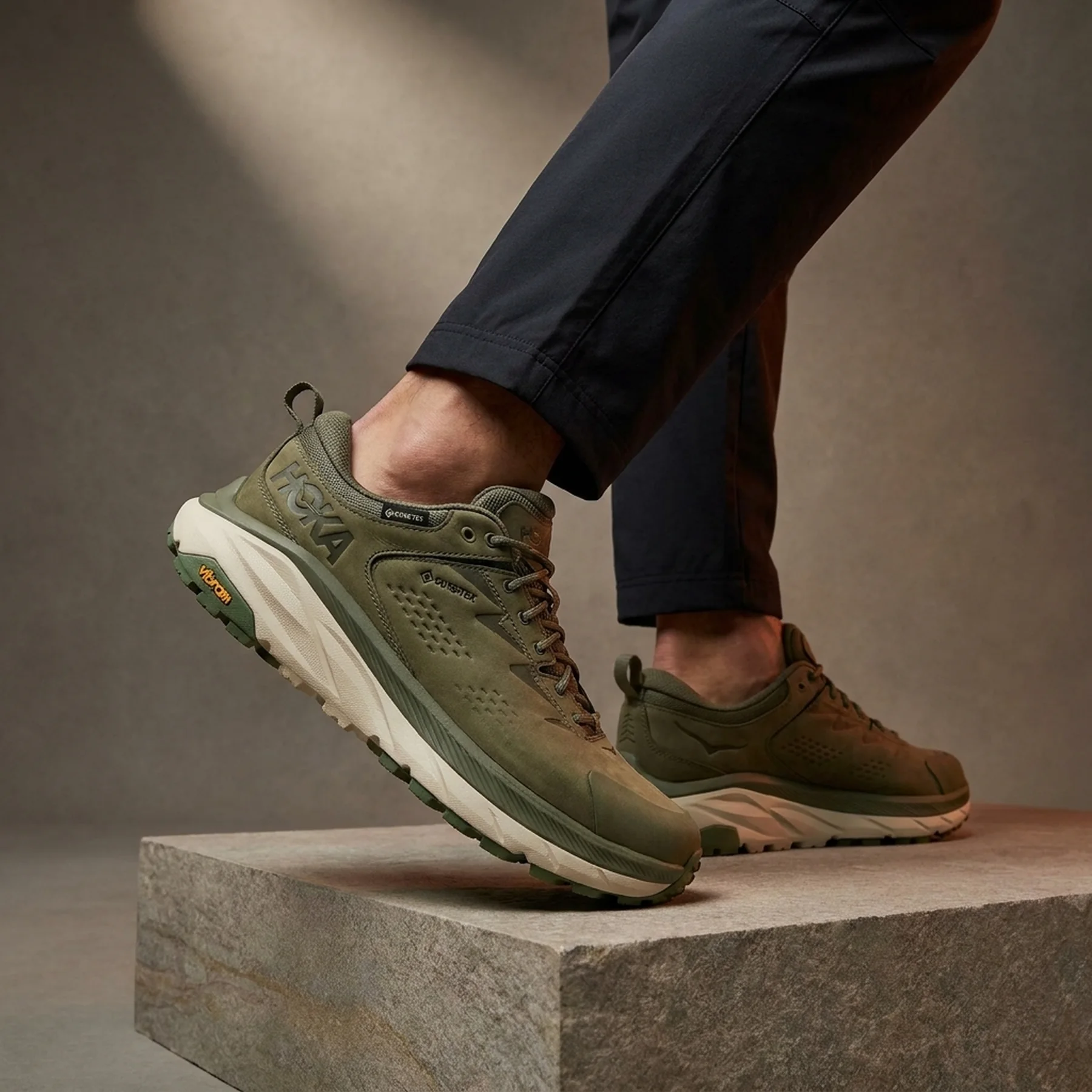 Кросівки унісекс Hoka Kaha 3 Low Gtx Olive (1162532-EYP)