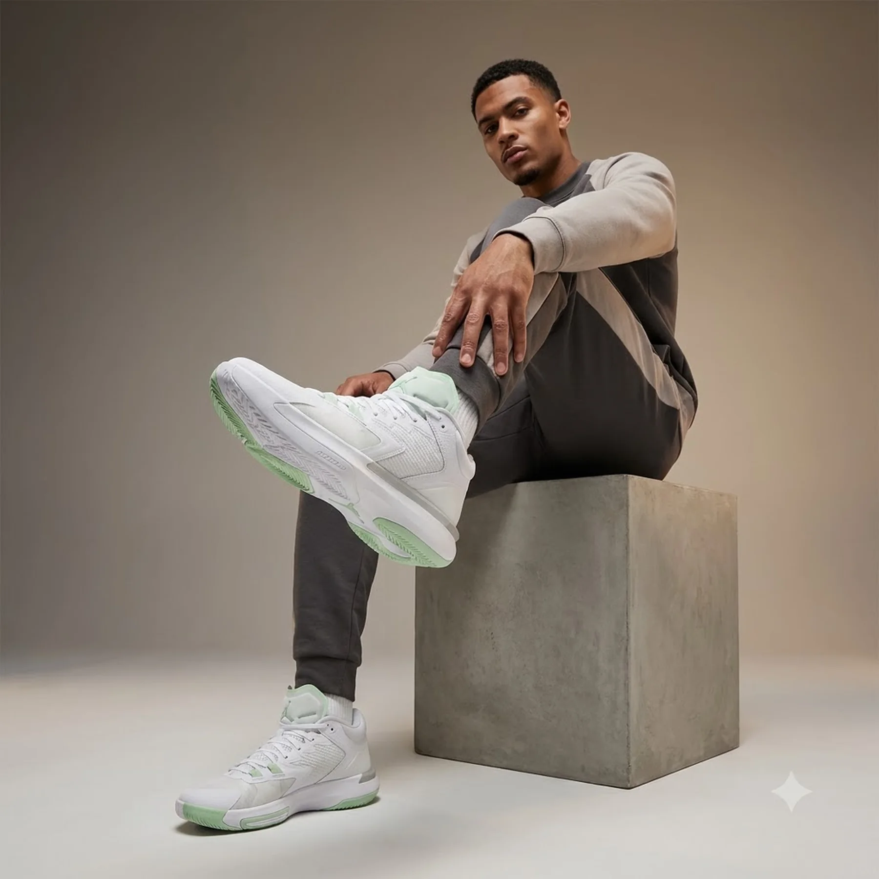 Кросівки унісекс Jordan Zion 3 White/Grey (DR0675-103)