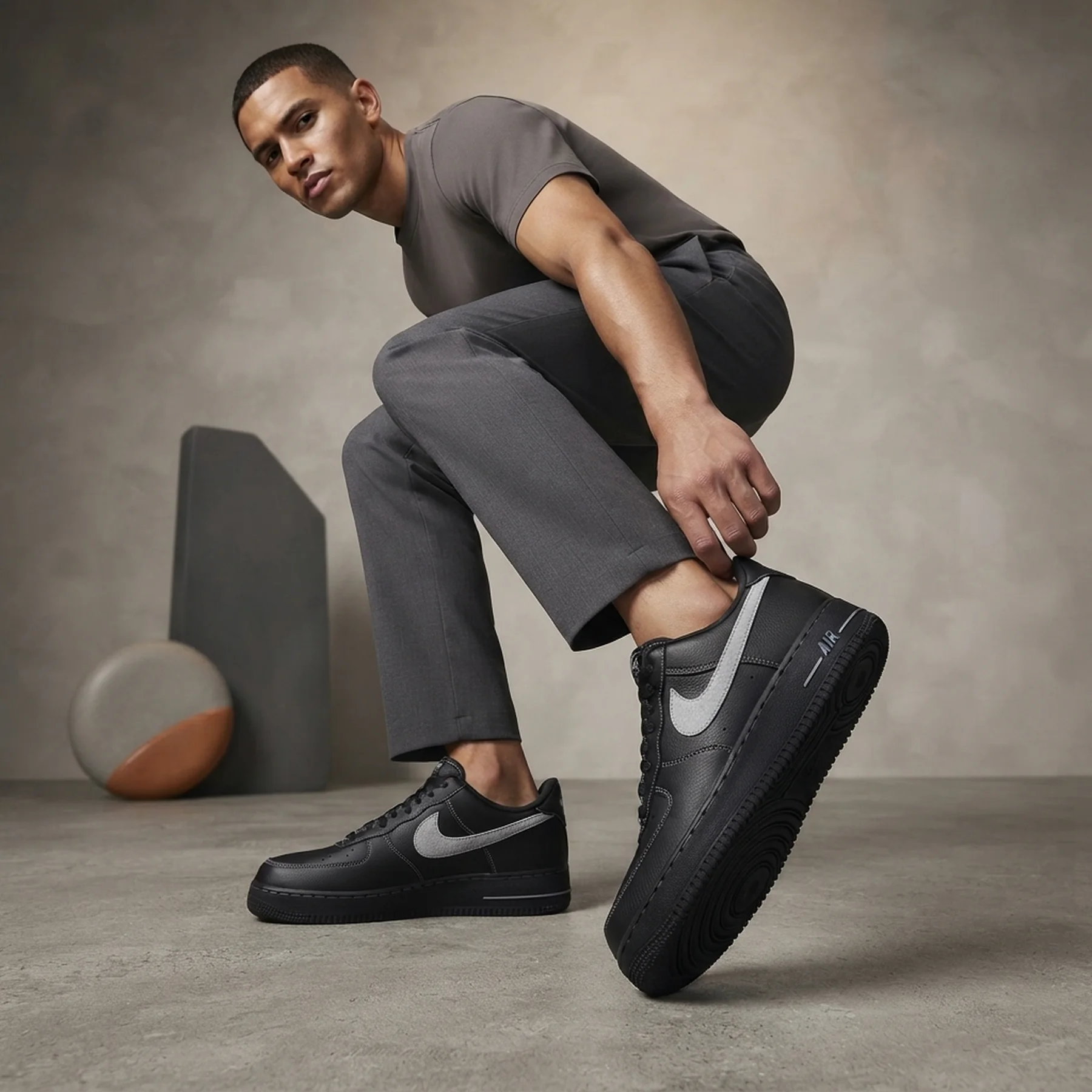 Кросівки унісекс Nike Air Force 1 07 Lv8 Black (HQ2037-006)