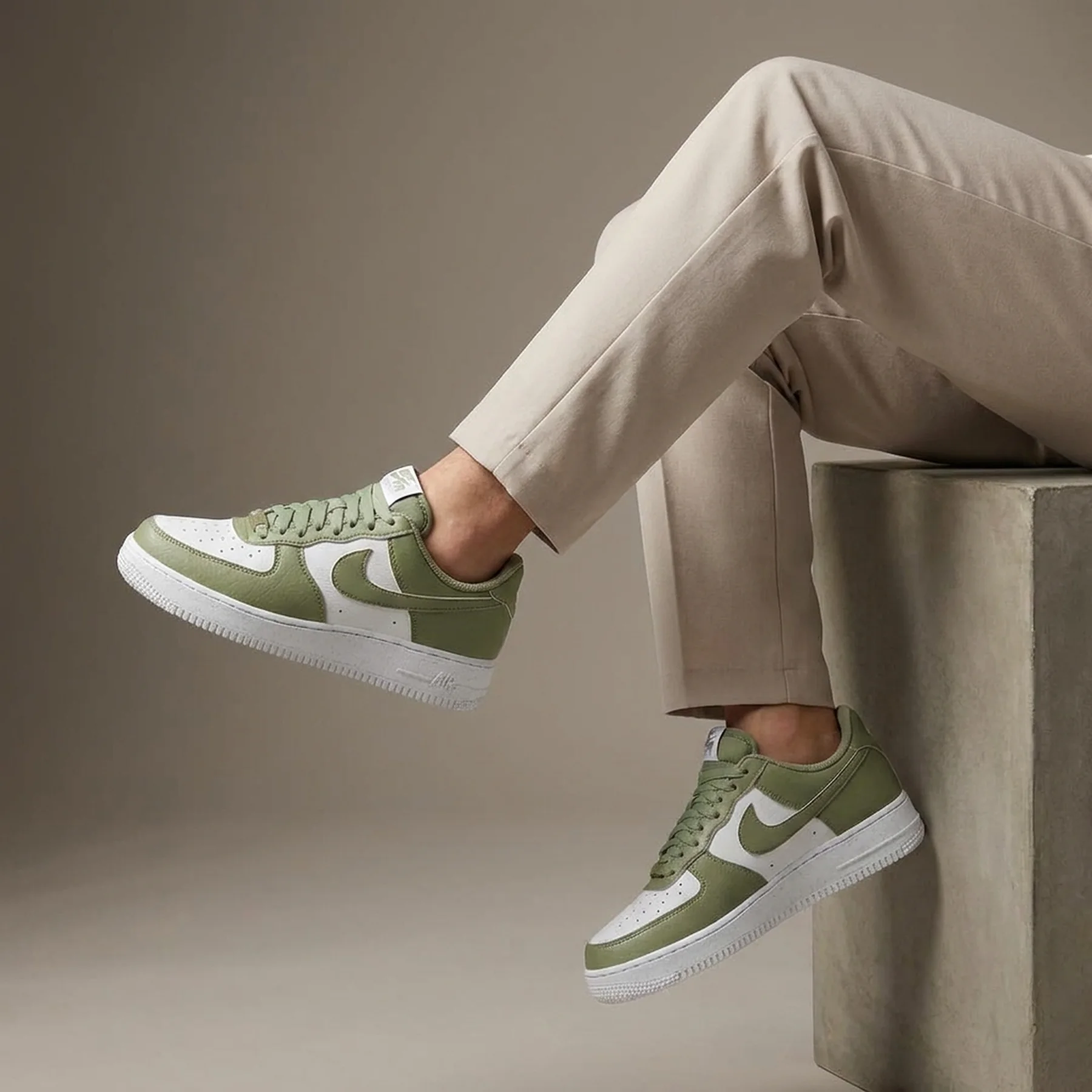 Кросівки унісекс Nike Air Force 1 Low Next Nature White/Olive (DV3808-113)