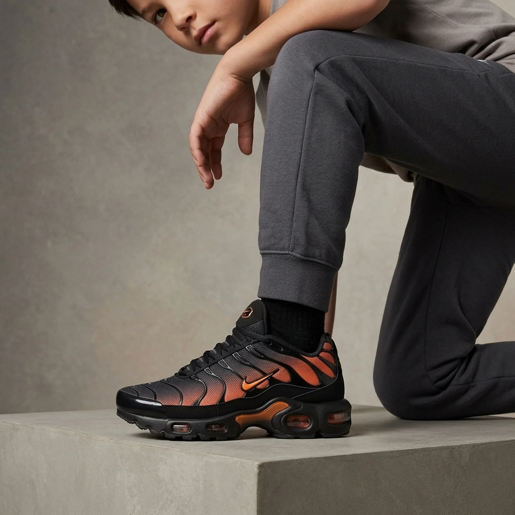Кросівки дитячі Nike Air Max Plus (FZ0023-032)