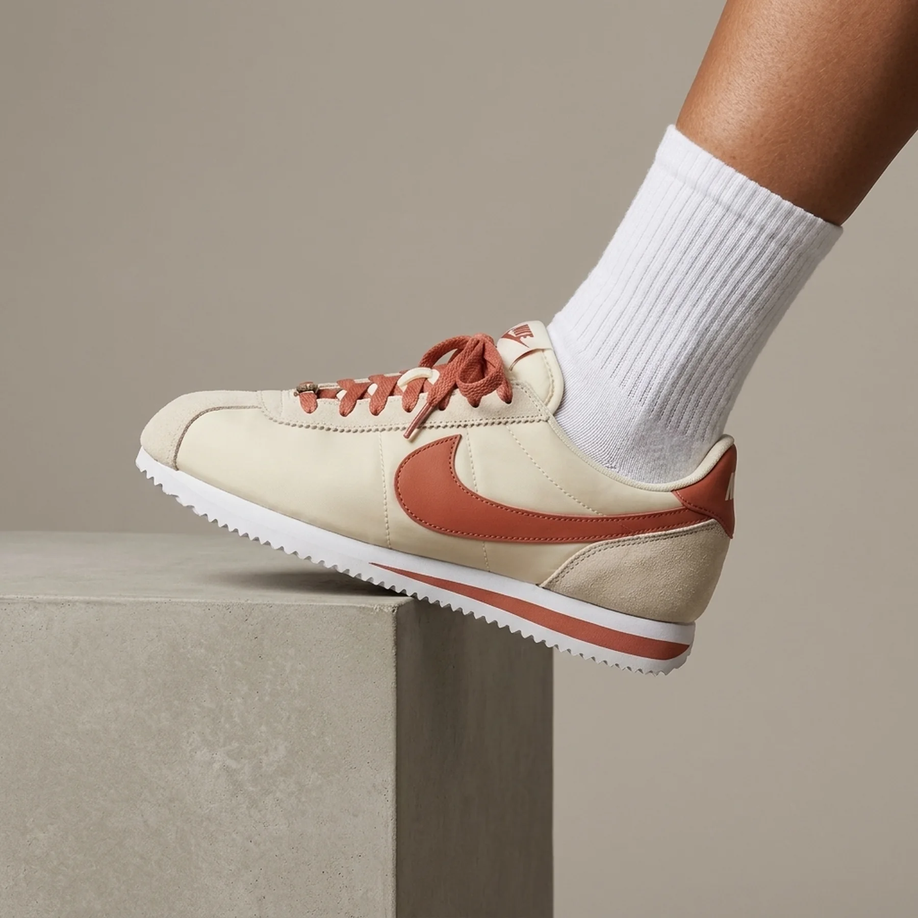 Кросівки унісекс Nike Cortez By You (FV9523-900)