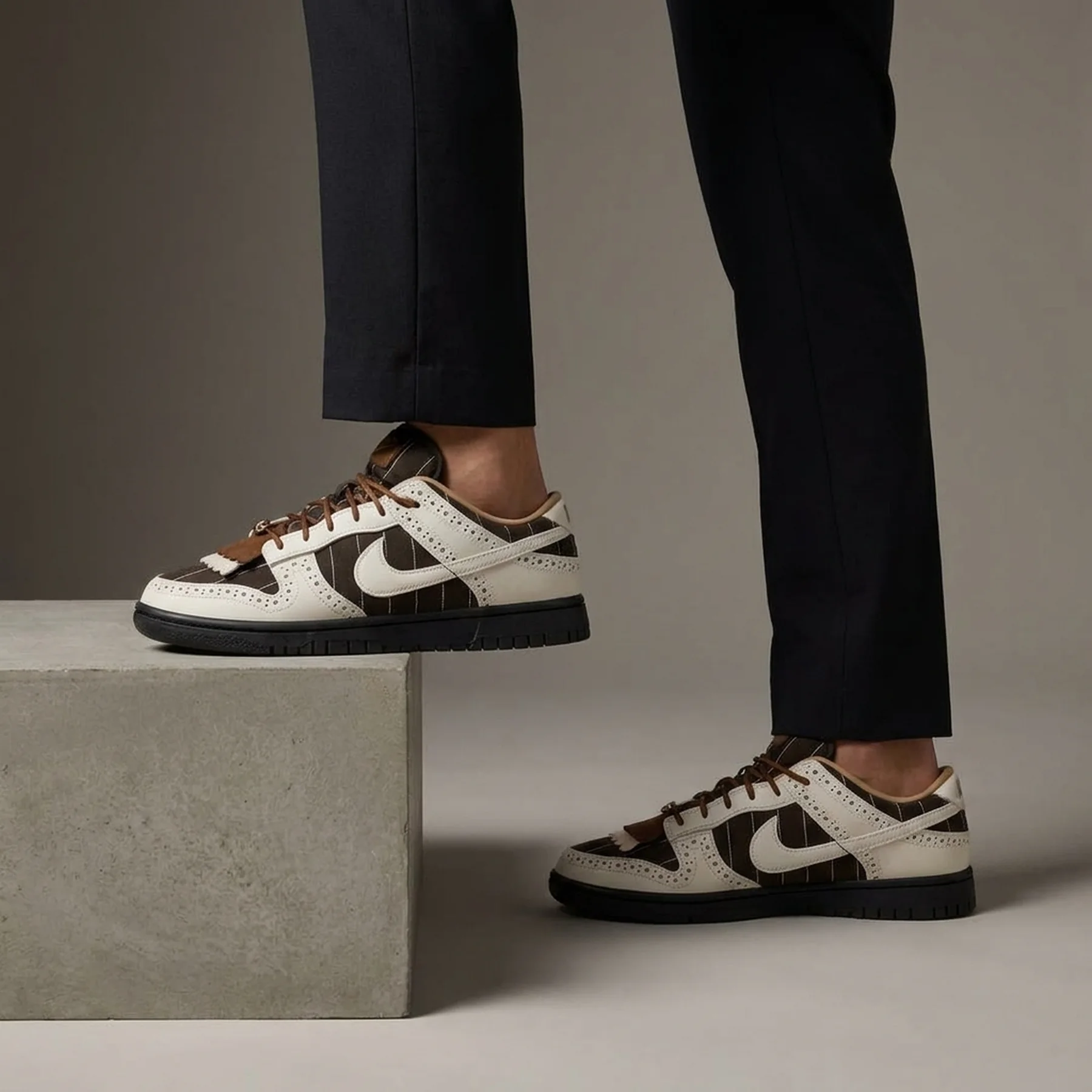 Кросівки унісекс Nike Dunk Low Lx (FV3642-010)