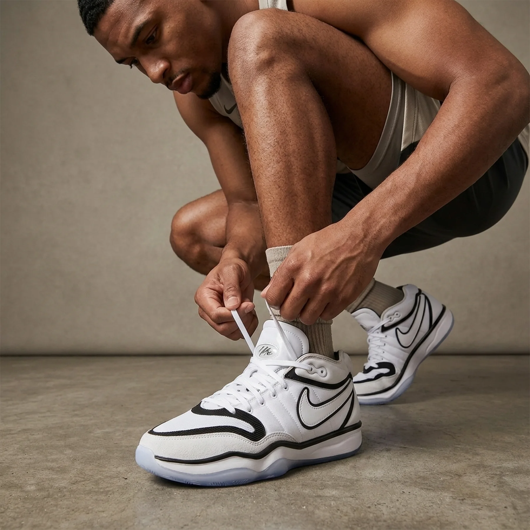 Кросівки унісекс Nike G.T. Hustle 2 White (DJ9405-102)