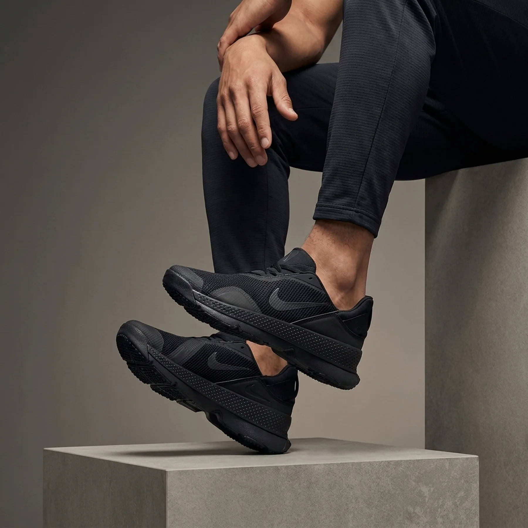 Кросівки унісекс Nike Go Flyease “Triple Black” Releases Fall (DR5540-006)