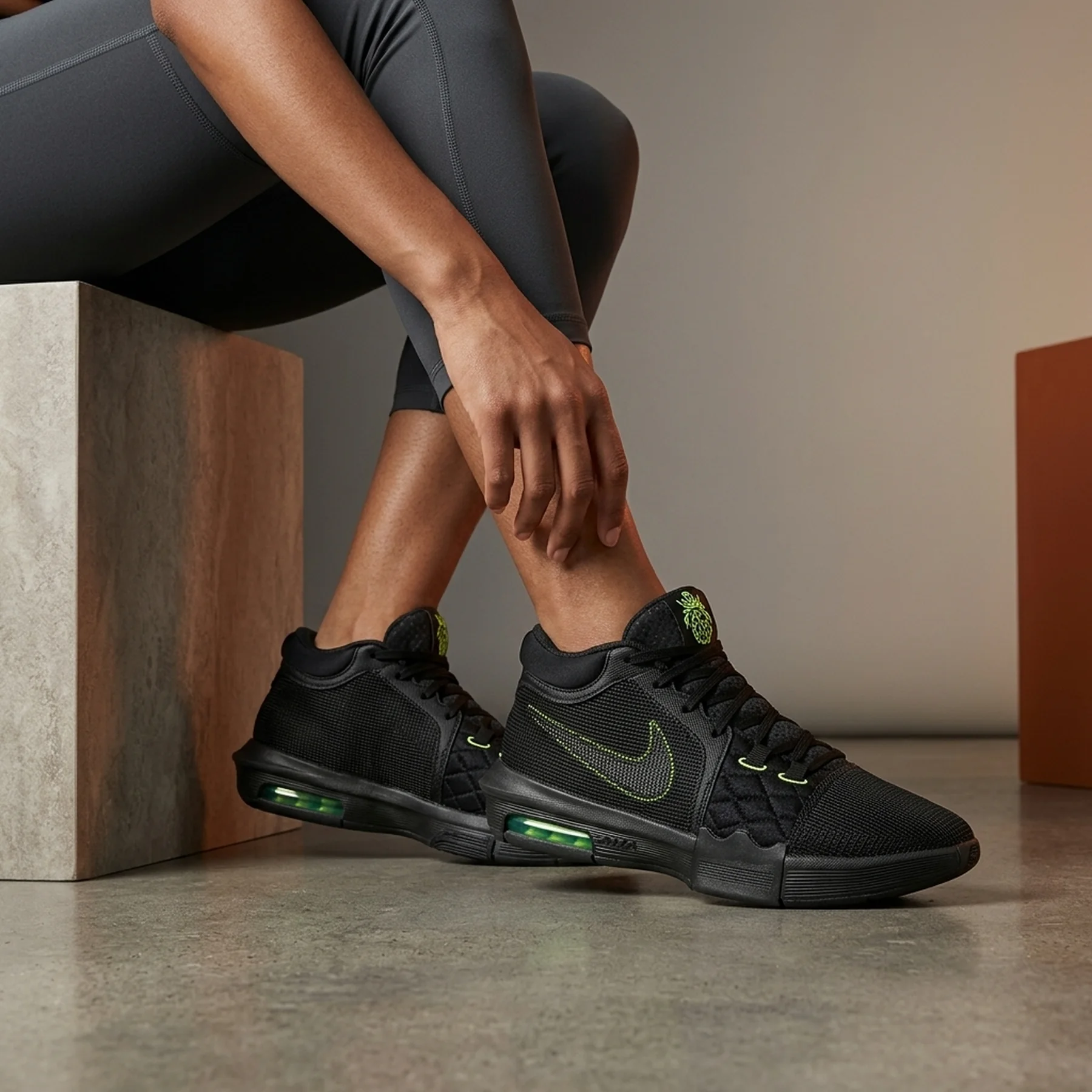 Кросівки унісекс Nike Lebron Witness 8 Basketball Shoes Black (FB2239-002)