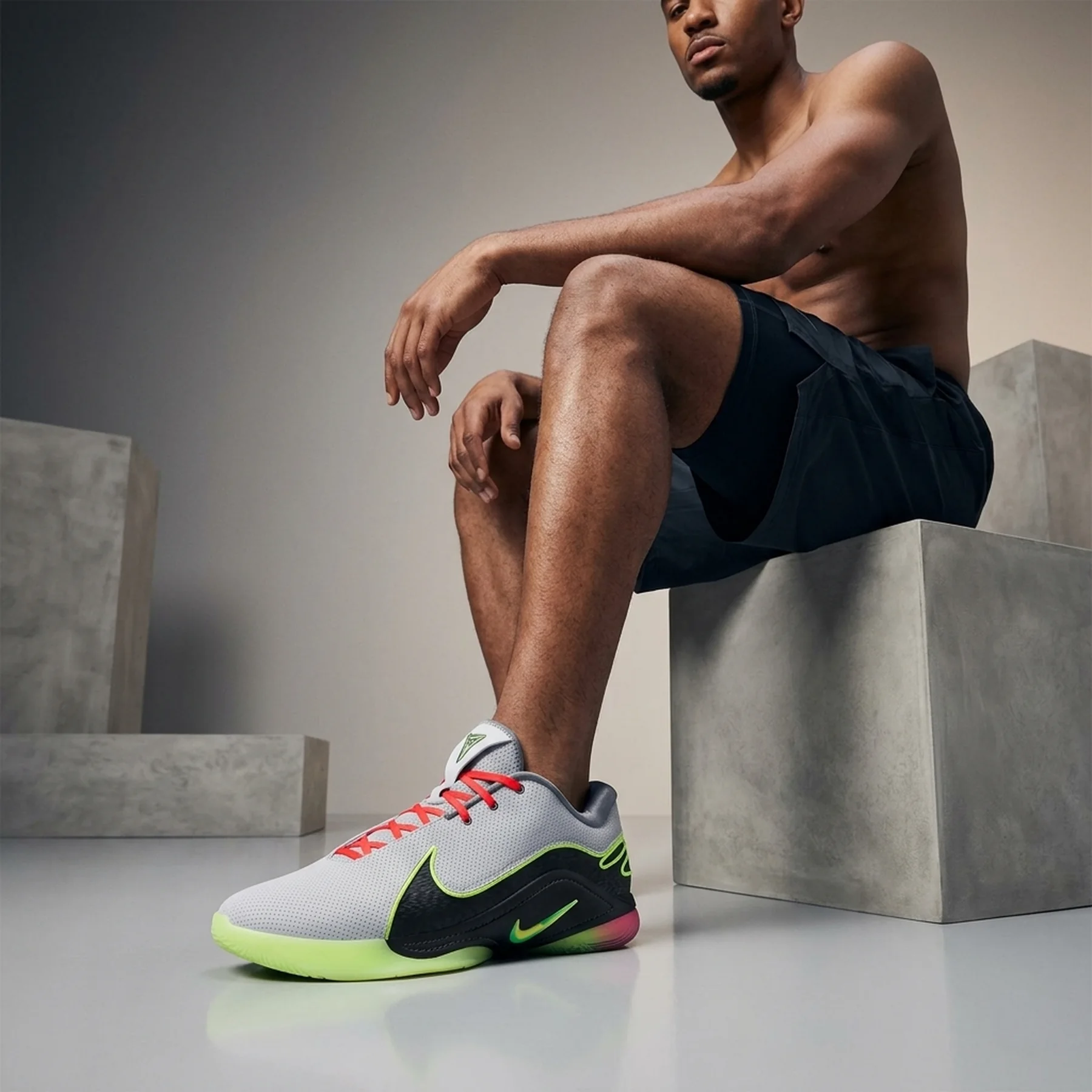 Кросівки унісекс Nike Lebron Xxii (FZ1094-101)