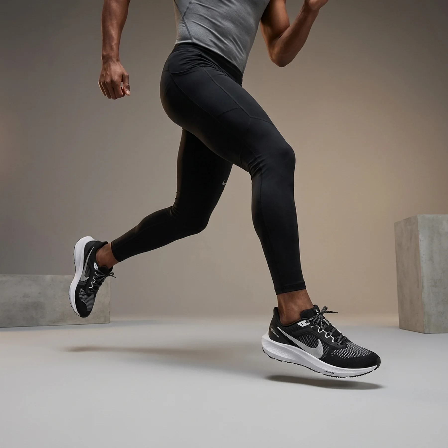 Кросівки унісекс Nike Pegasus 41 Gore-Tex (FQ1357-002)