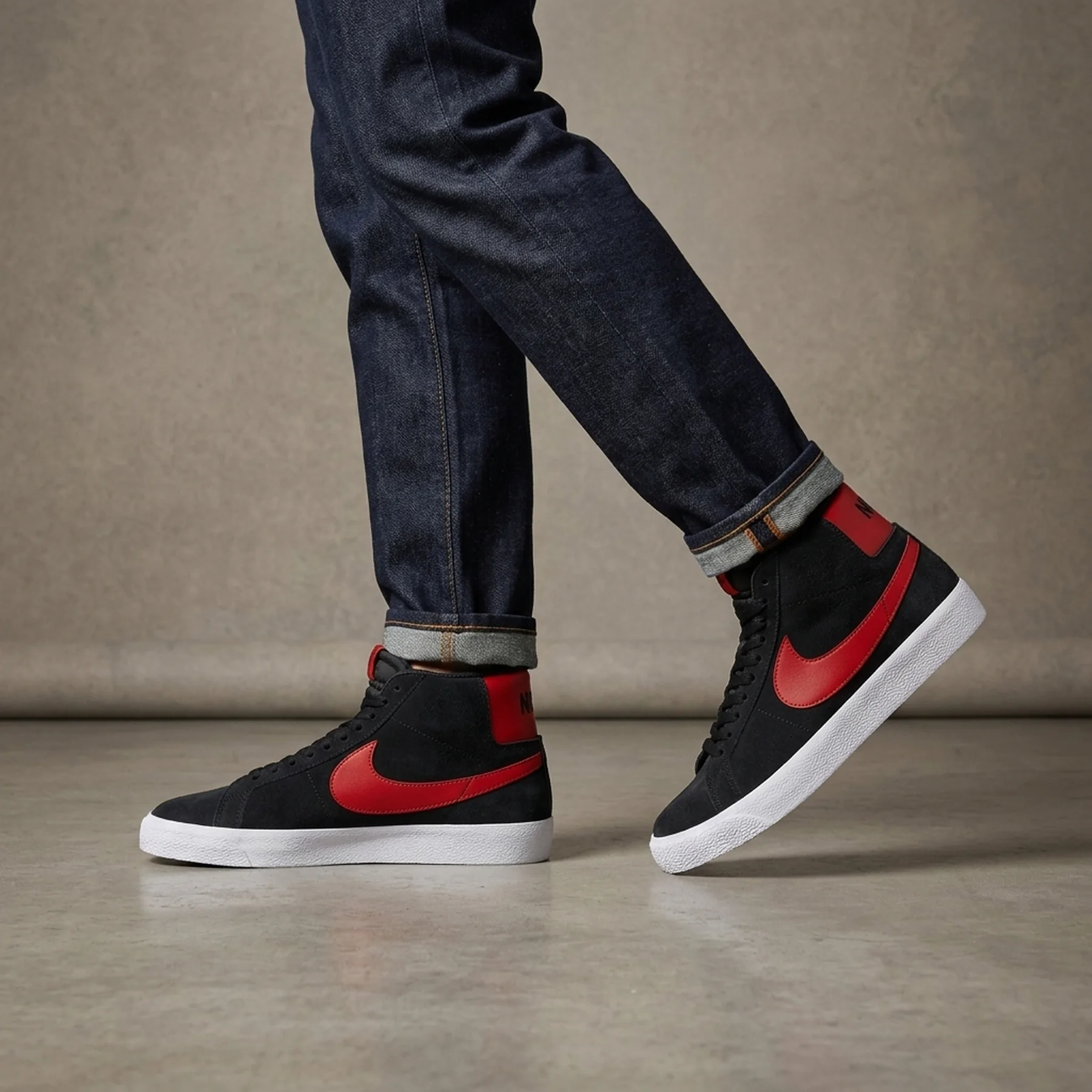 Кросівки унісекс Nike Sb Zoom Blazer Mid Black (FD0731-002)