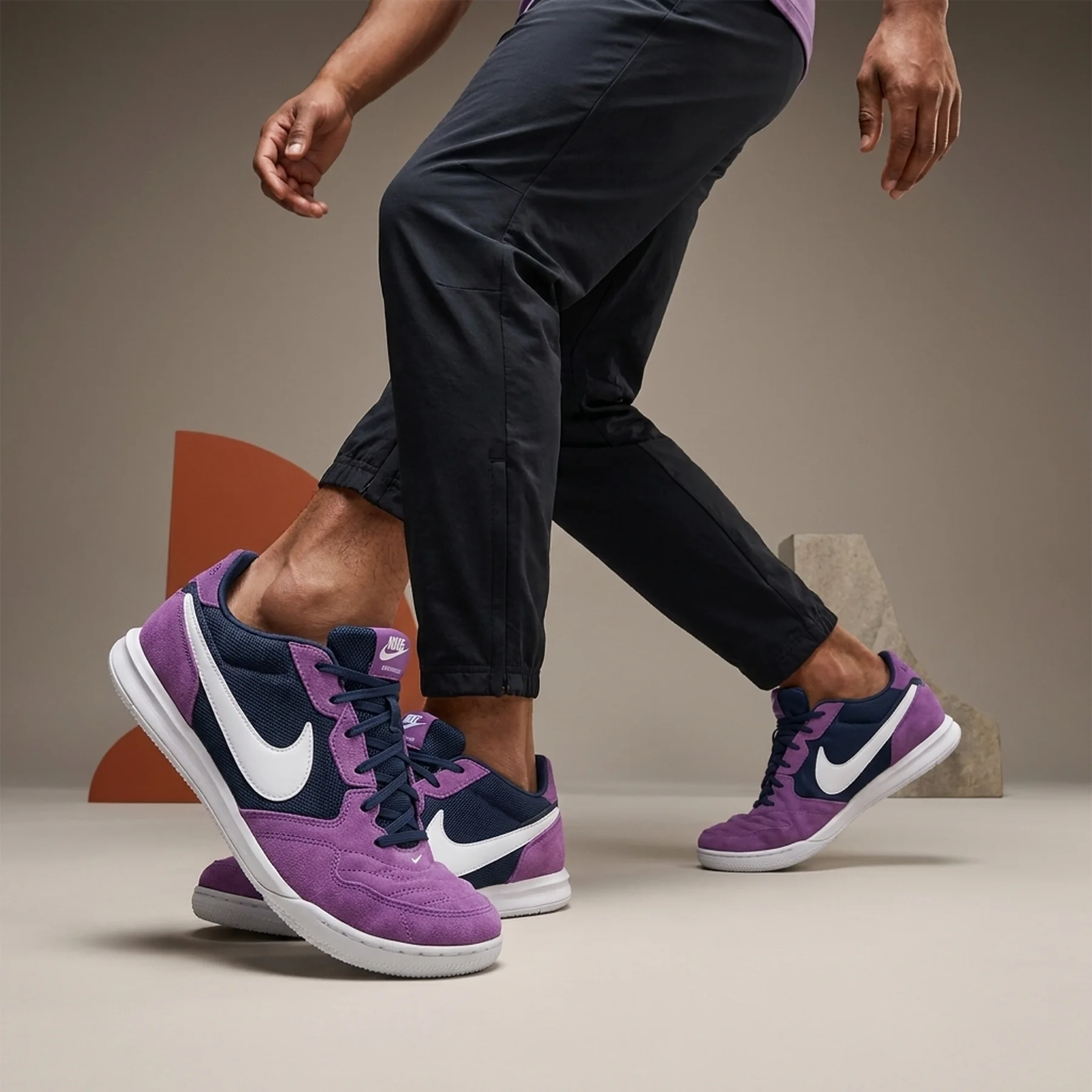 Кросівки унісекс Nike Streetgato Violet (DC8466-500)