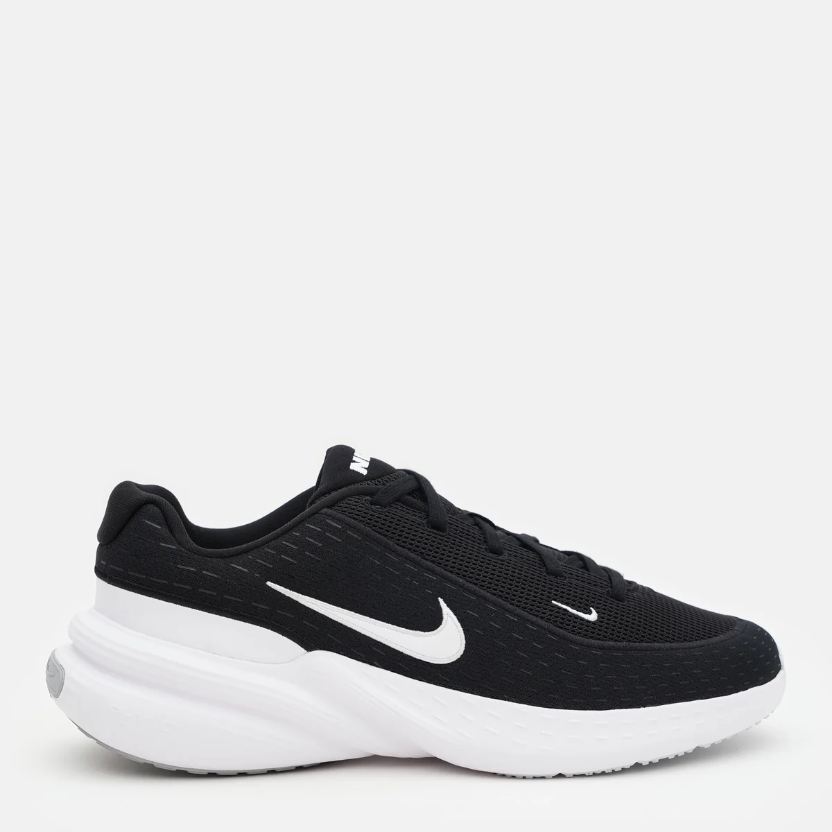 Кросівки унісекс Nike Uplift Sc (IB2765-002)