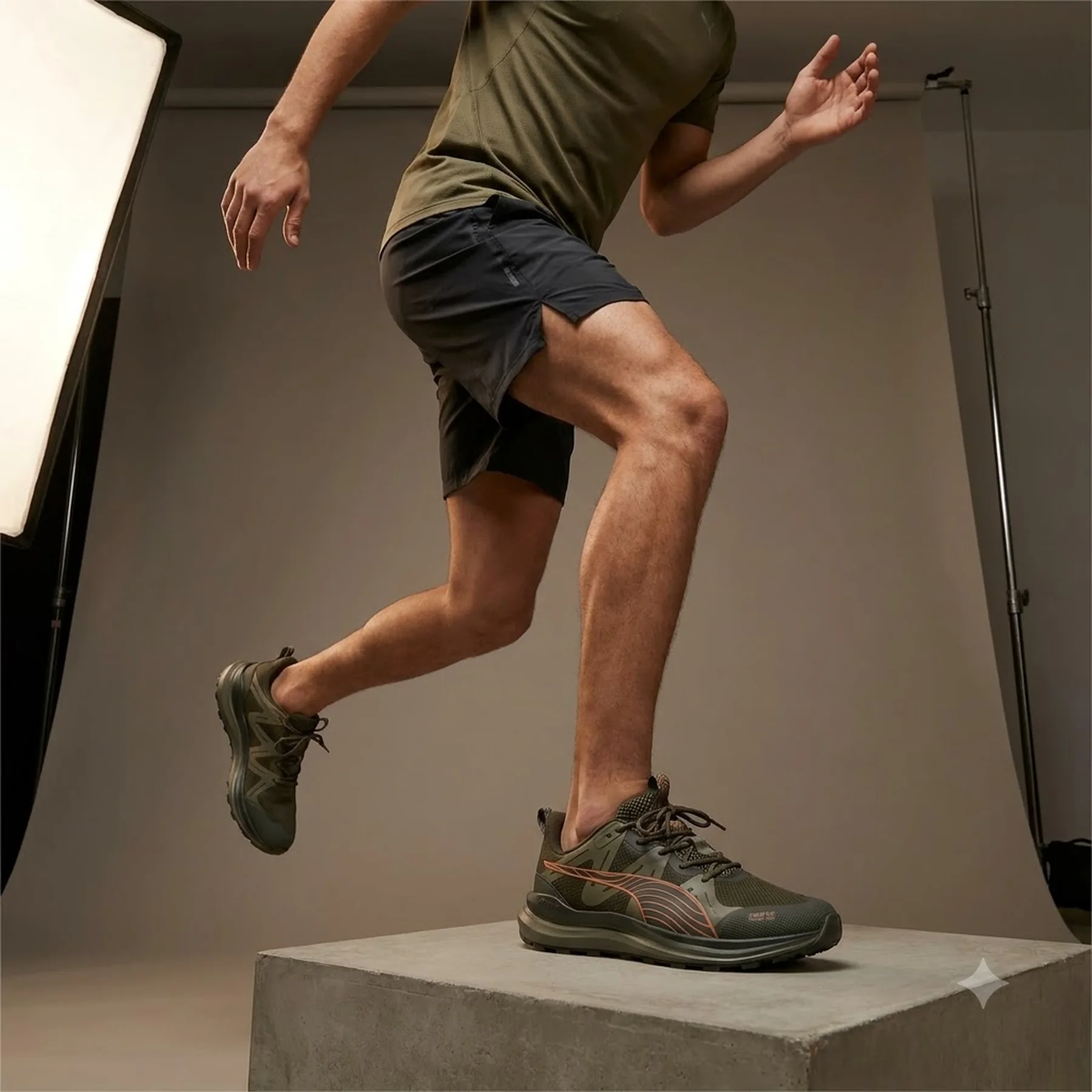 Кросівки унісекс Puma Reflect Lite Trail Ptx Running Shoes Olive (310095-04)