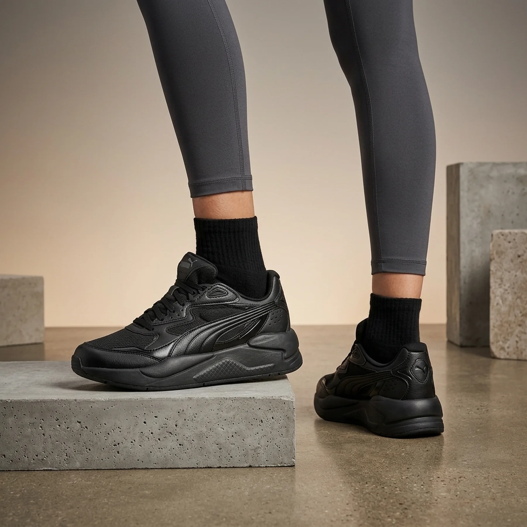 Кросівки унісекс Puma X-Ray Speed Trainers (384638-01)