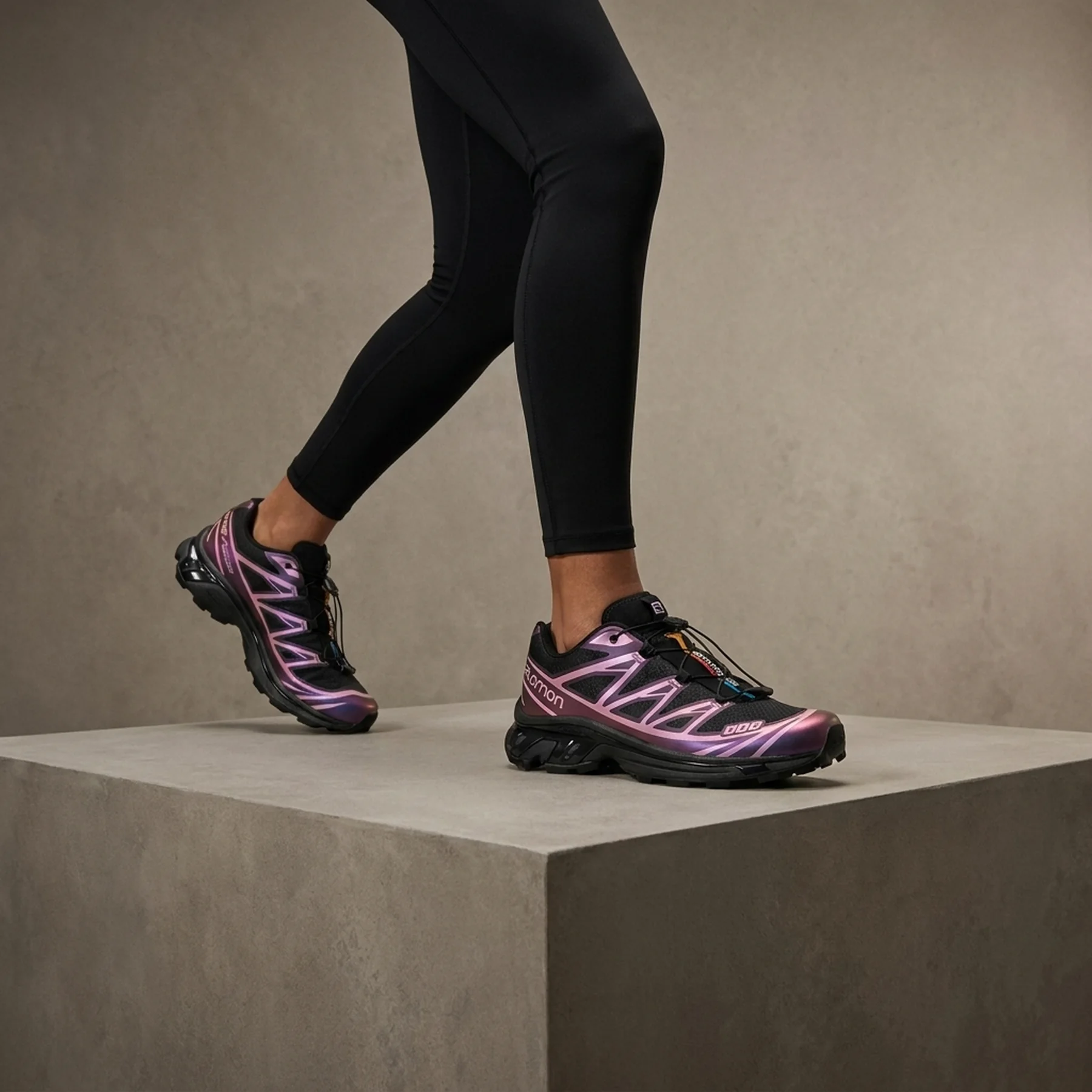 Кросівки унісекс Salomon Xt-6 Iridescent (L47795600)