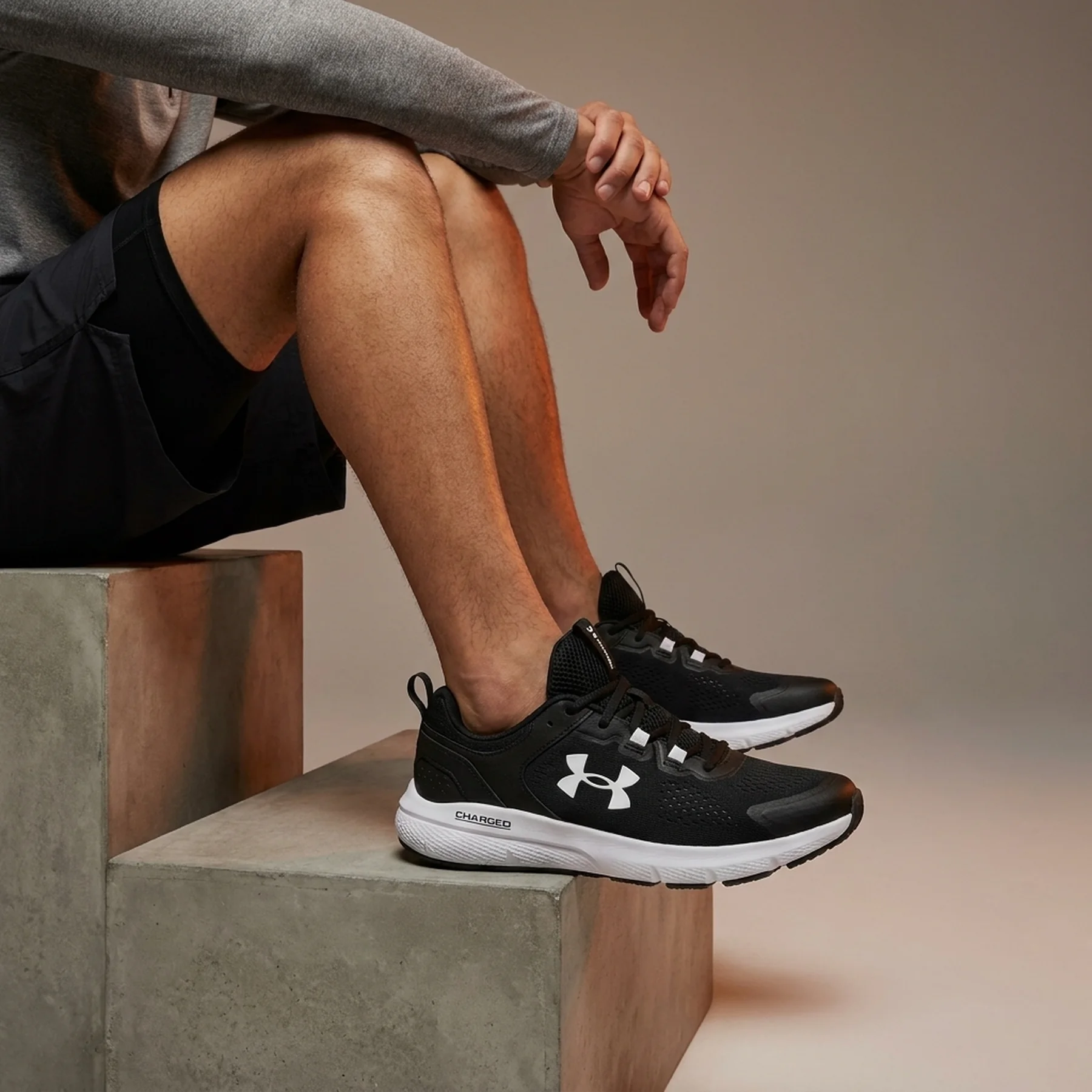 Кросівки унісекс Under Armour Charged Edge (3026727-003)