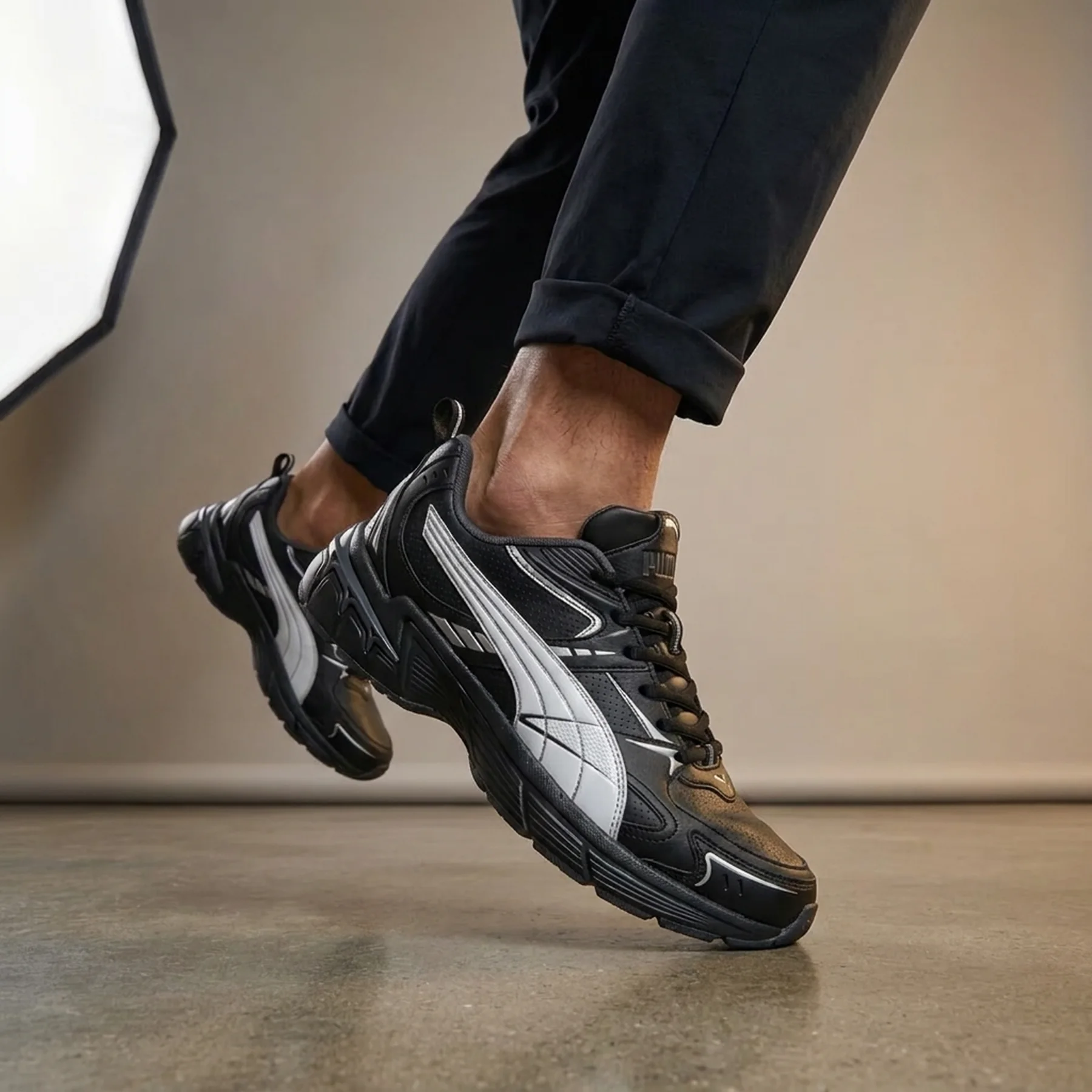 Кросівки Unisex Milenio tech 2000 L 40262701 Puma 10 (44,5) Чорний