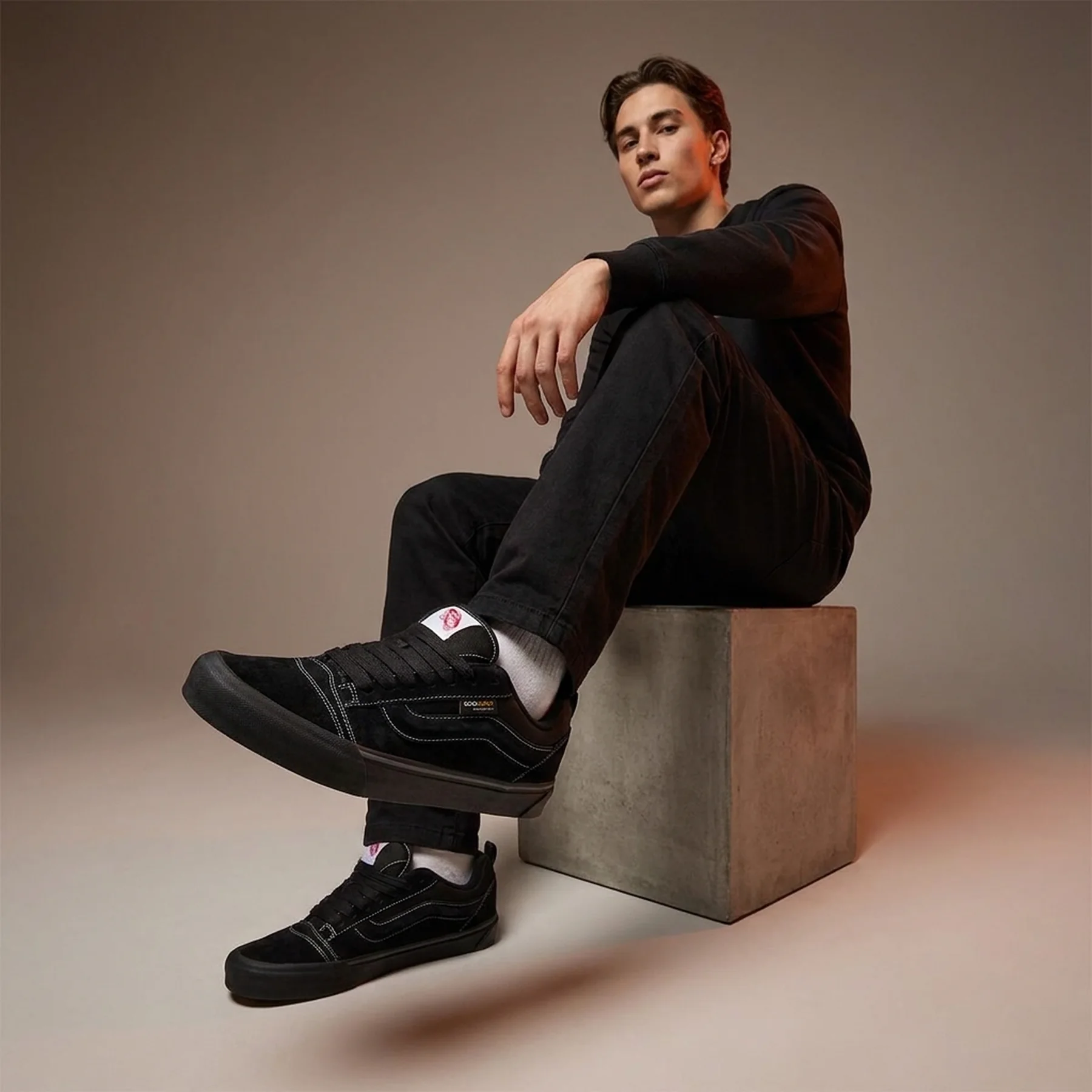 Кросівки Vans Knu Skool Black
