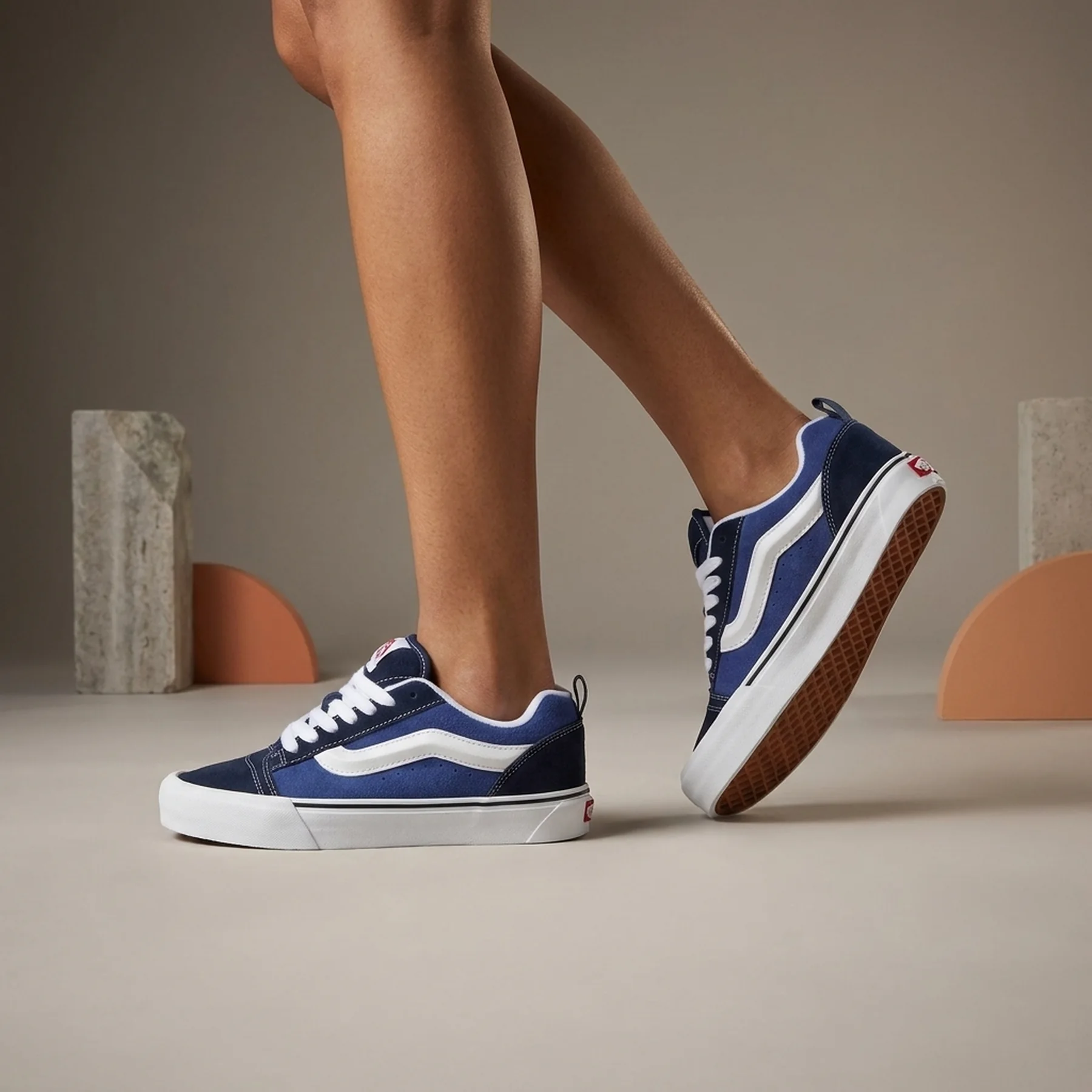 Кросівки Vans Knu-Skool 'Black White'