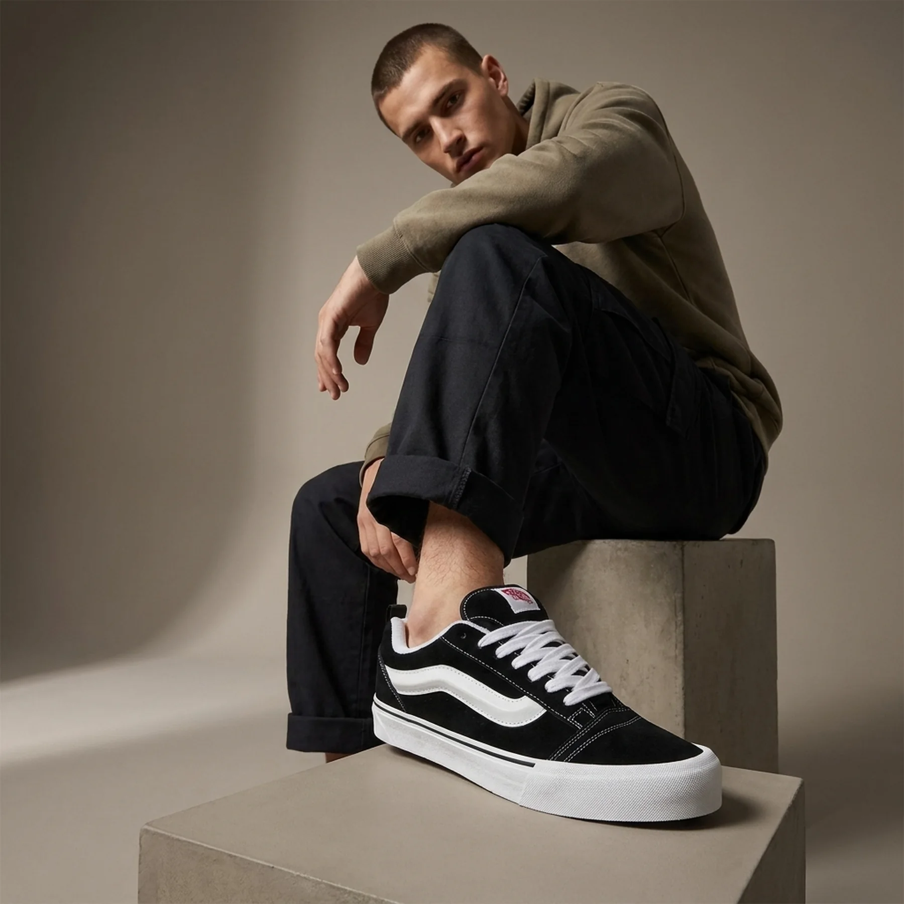 Кросівки Vans Knu-Skool 'Navy White'