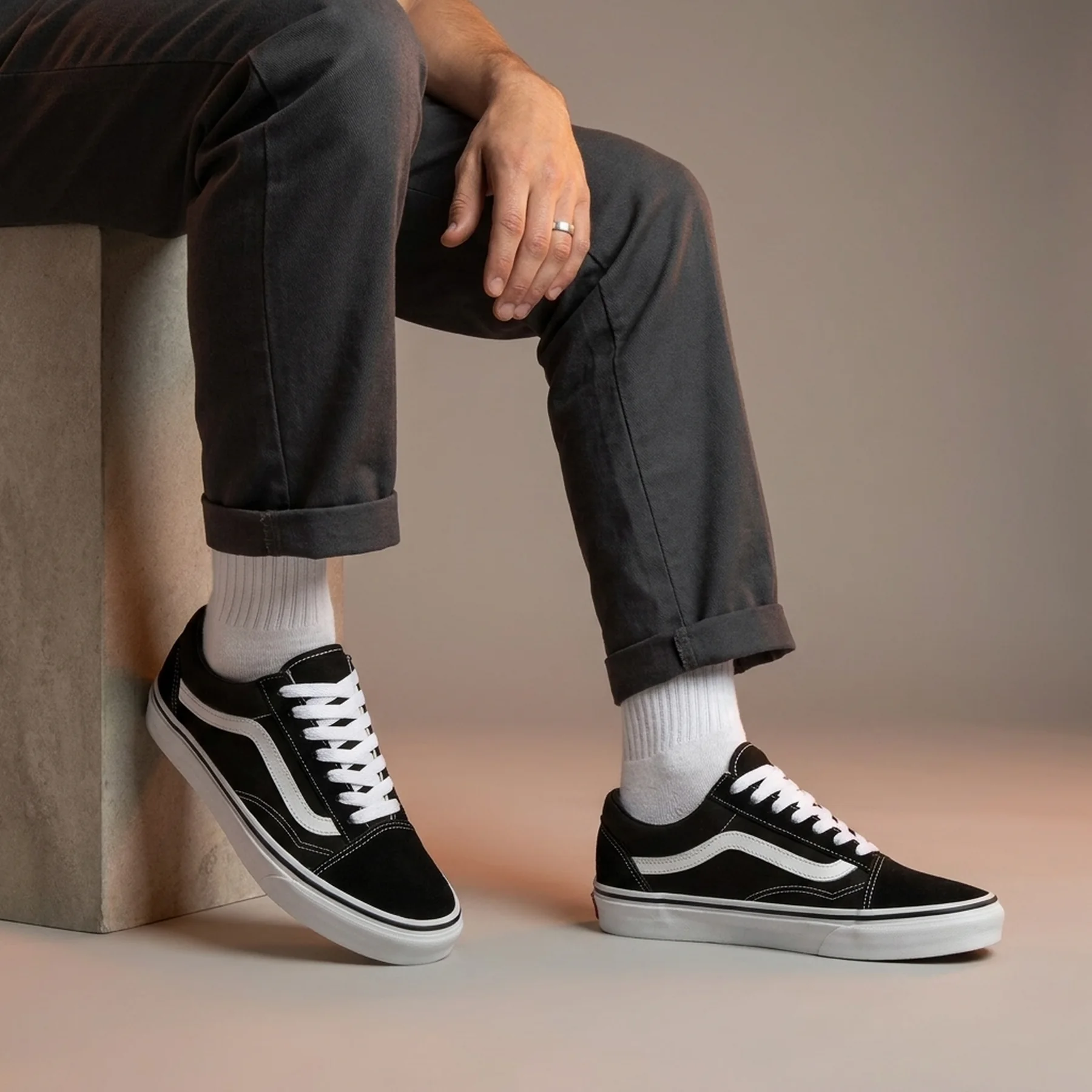 Кросівки Vans Old Skool 'Black White'