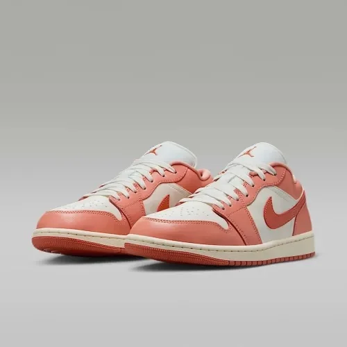 Кросівки Wmns Air Jordan 1 Low DC0774-180