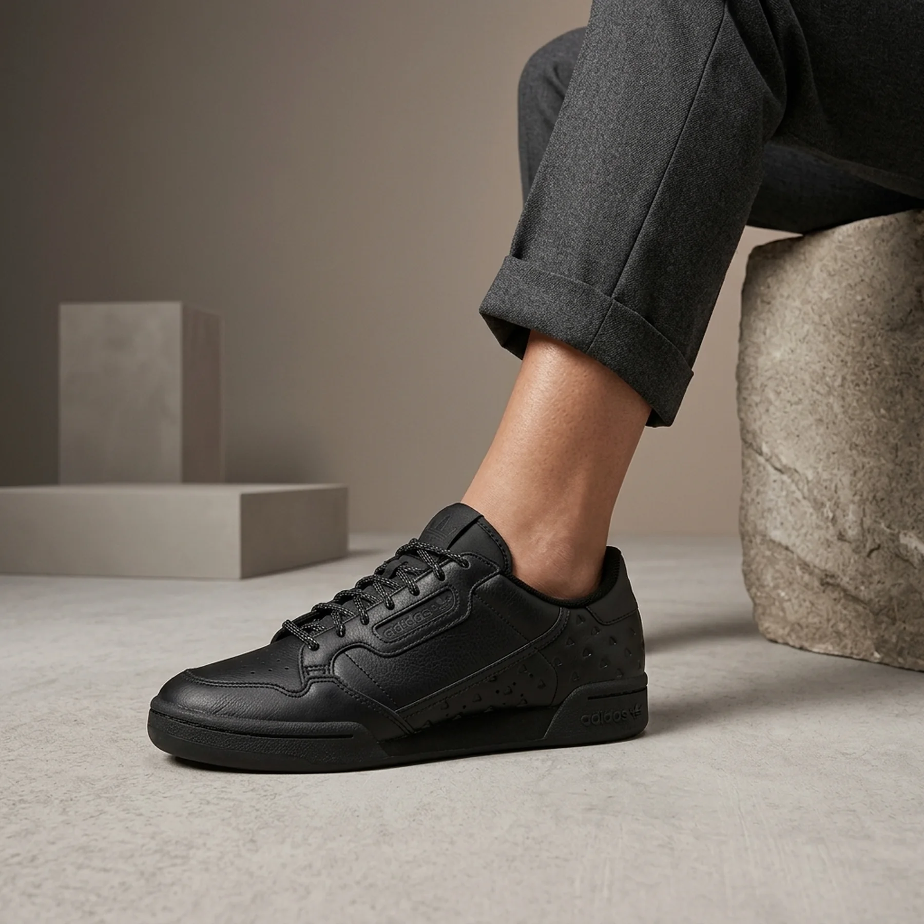 Кросівки жіночі Adidas Continental 80 Pharrell Williams (GY4979)