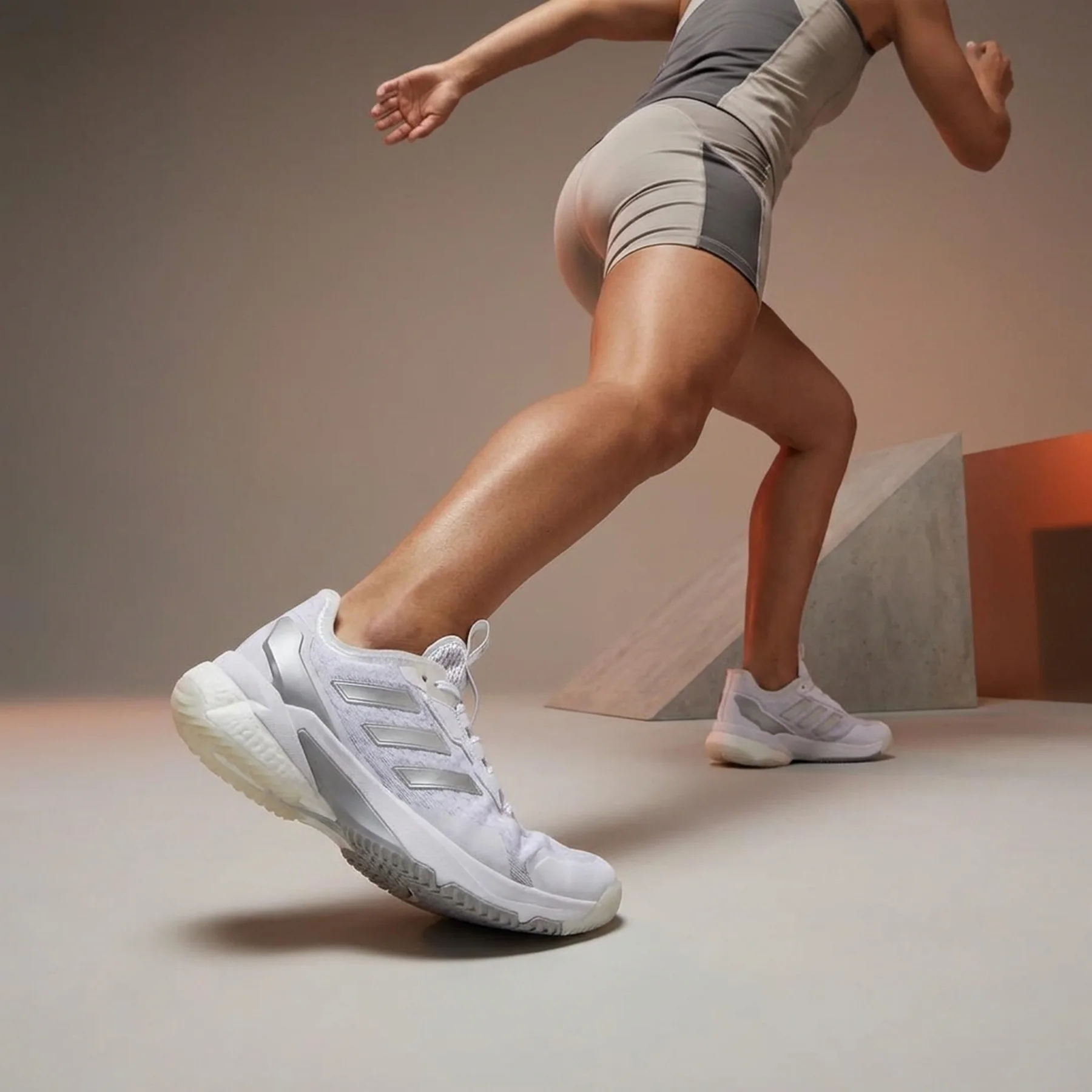 Кросівки жіночі Adidas Crazyflight 5 Indoor White (IG1612)