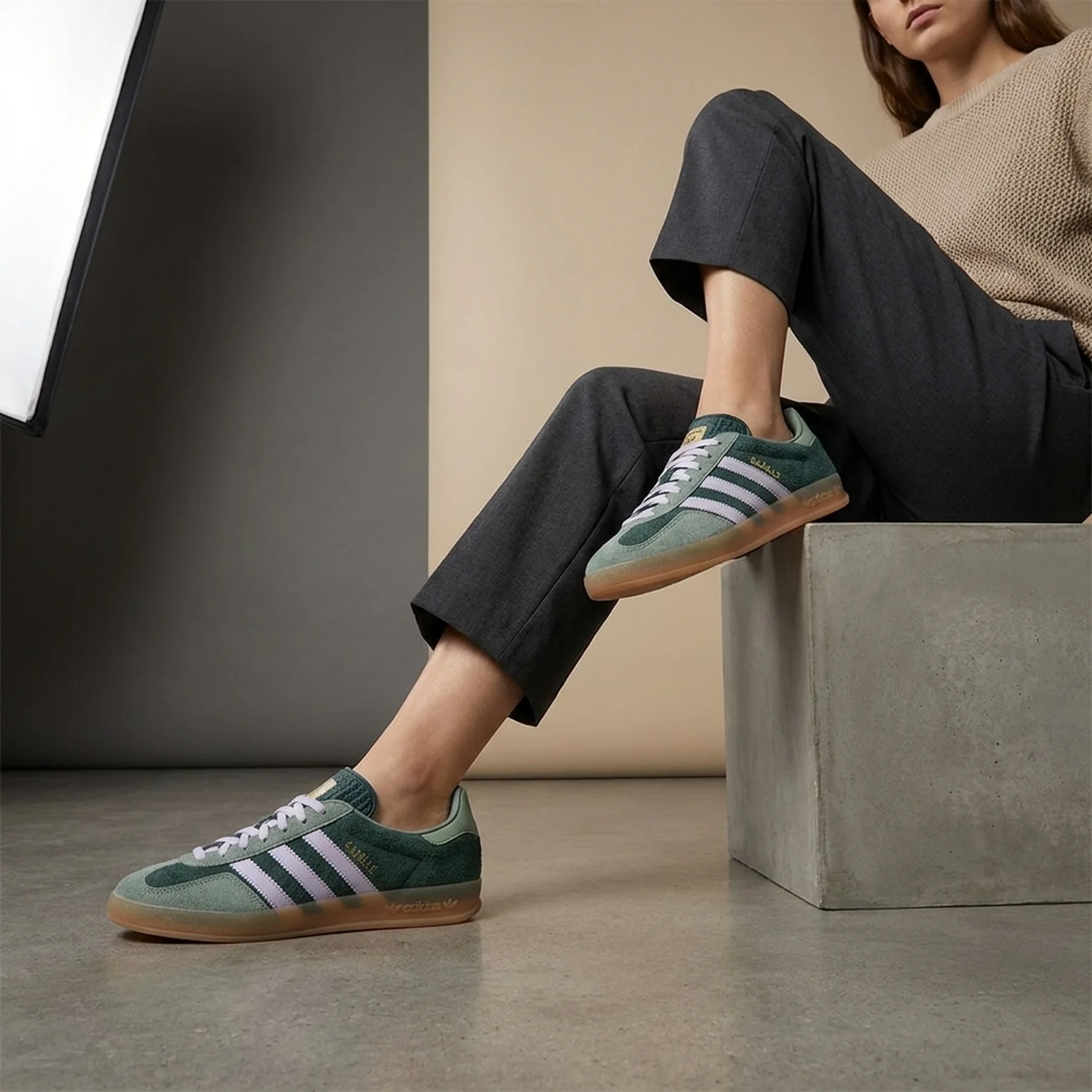 Кросівки жіночі Adidas Gazelle (JI0323)