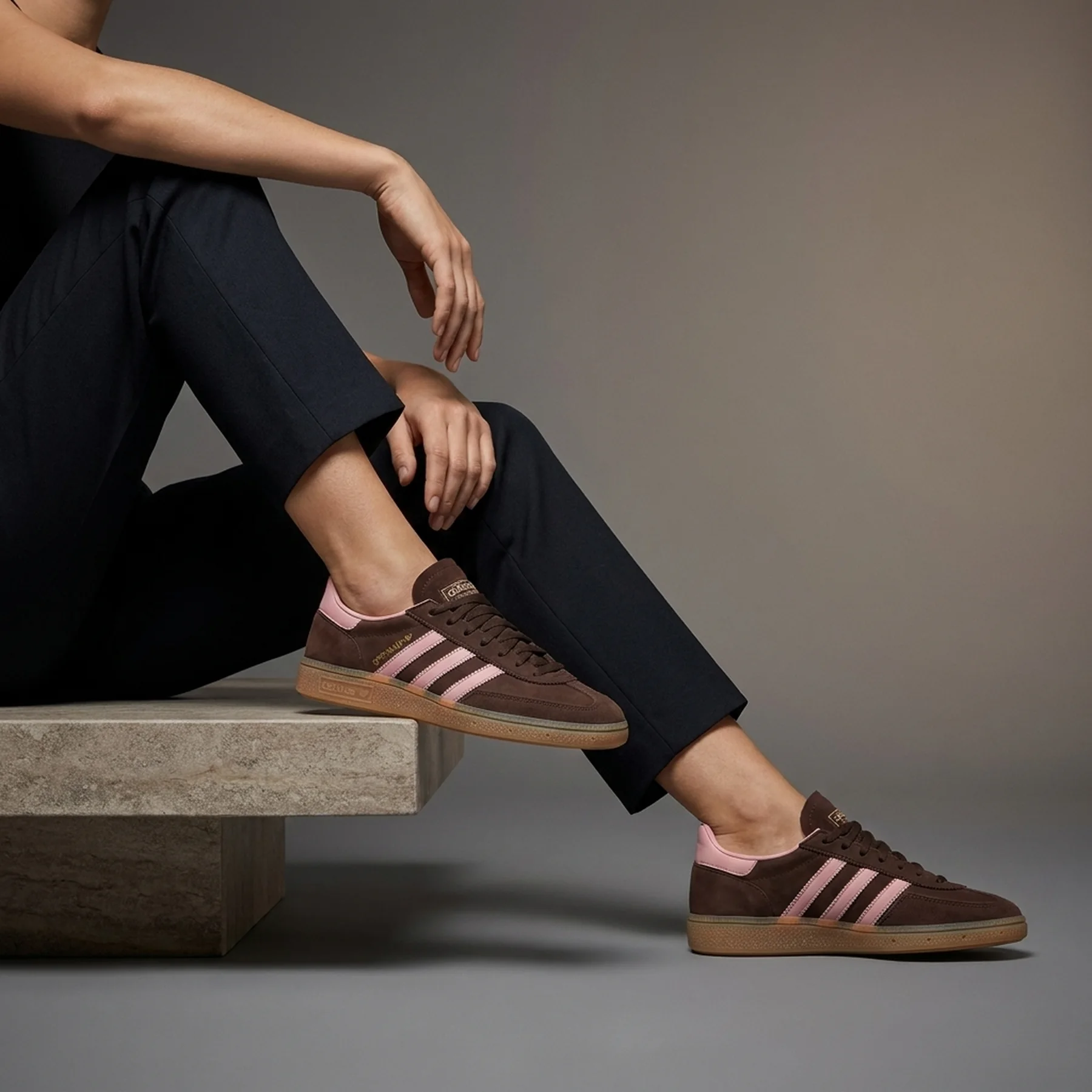 Кросівки жіночі Adidas Originals Handball Spezial