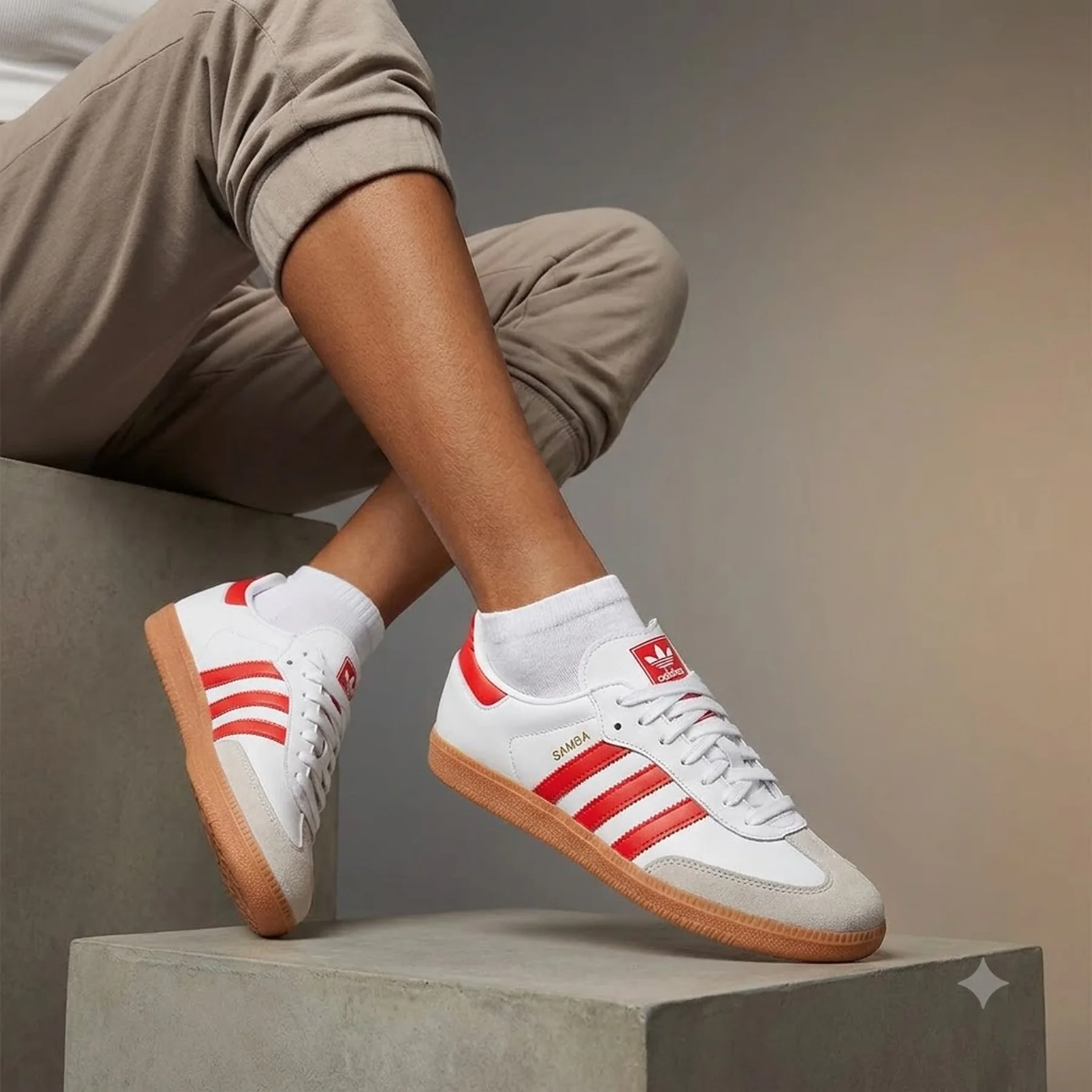 Кросівки жіночі Adidas Samba OG White Solar Red Gum