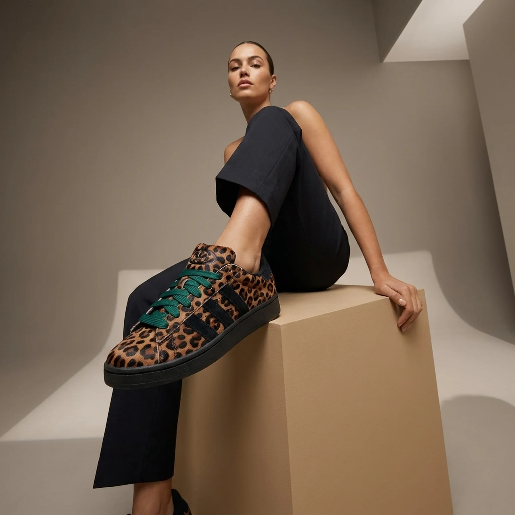 Кросівки жіночі Adidas Wmns Campus 00s 'Cheetah Pack - Collegiate Green'