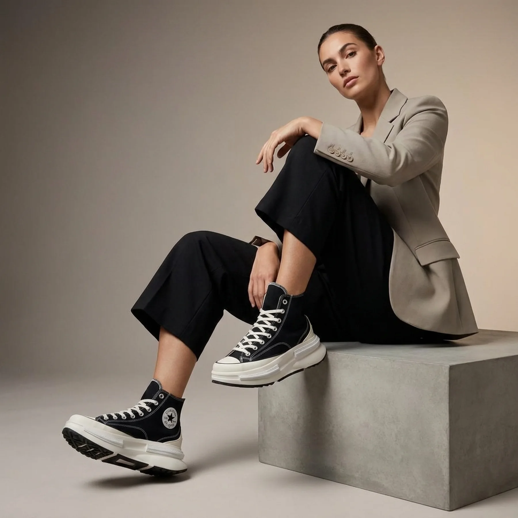 Кросівки жіночі Converse Run Star Legacy Cx Black (A00869C)