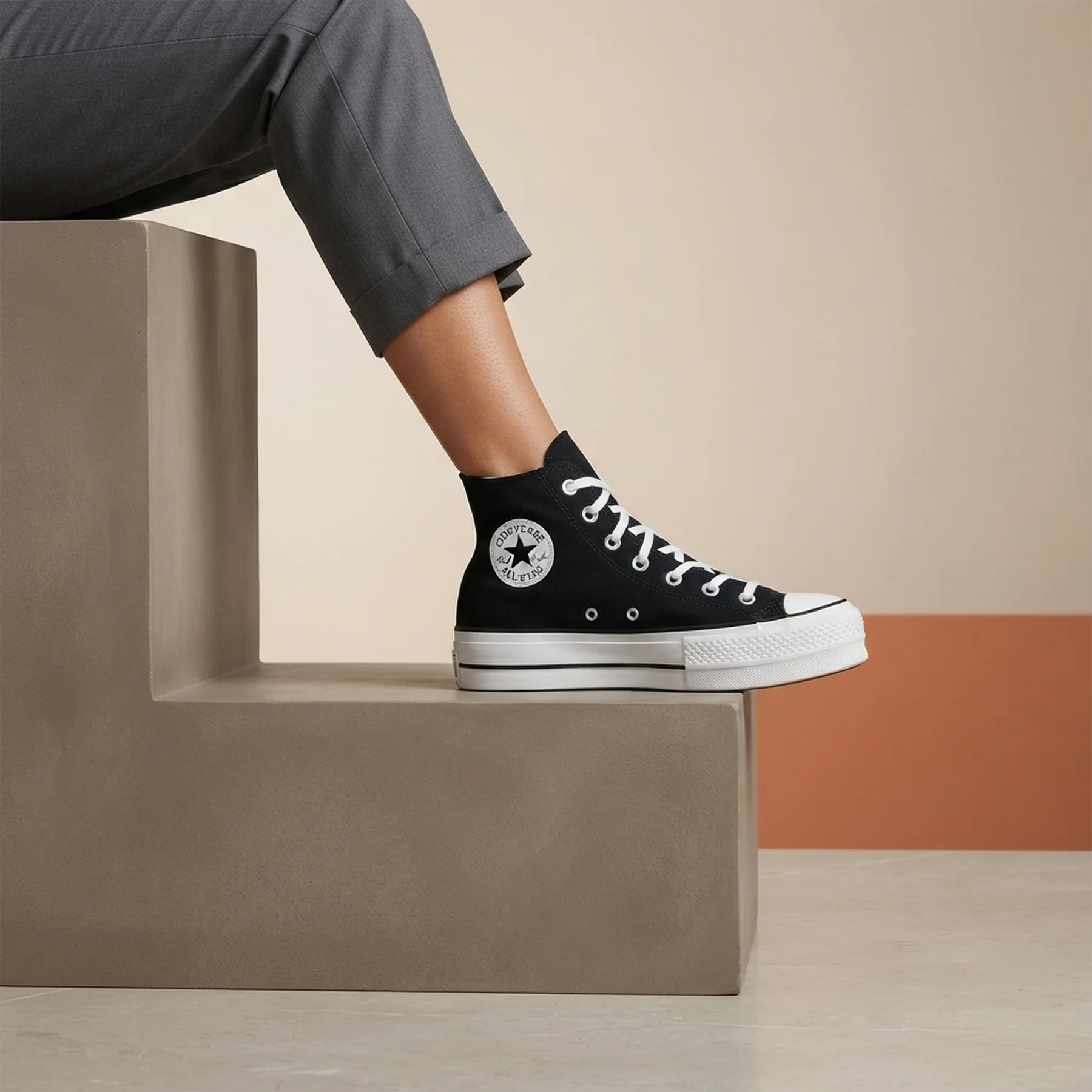 Кросівки жіночі Converse Wmns Chuck Taylor All Star Platform High 'Black'