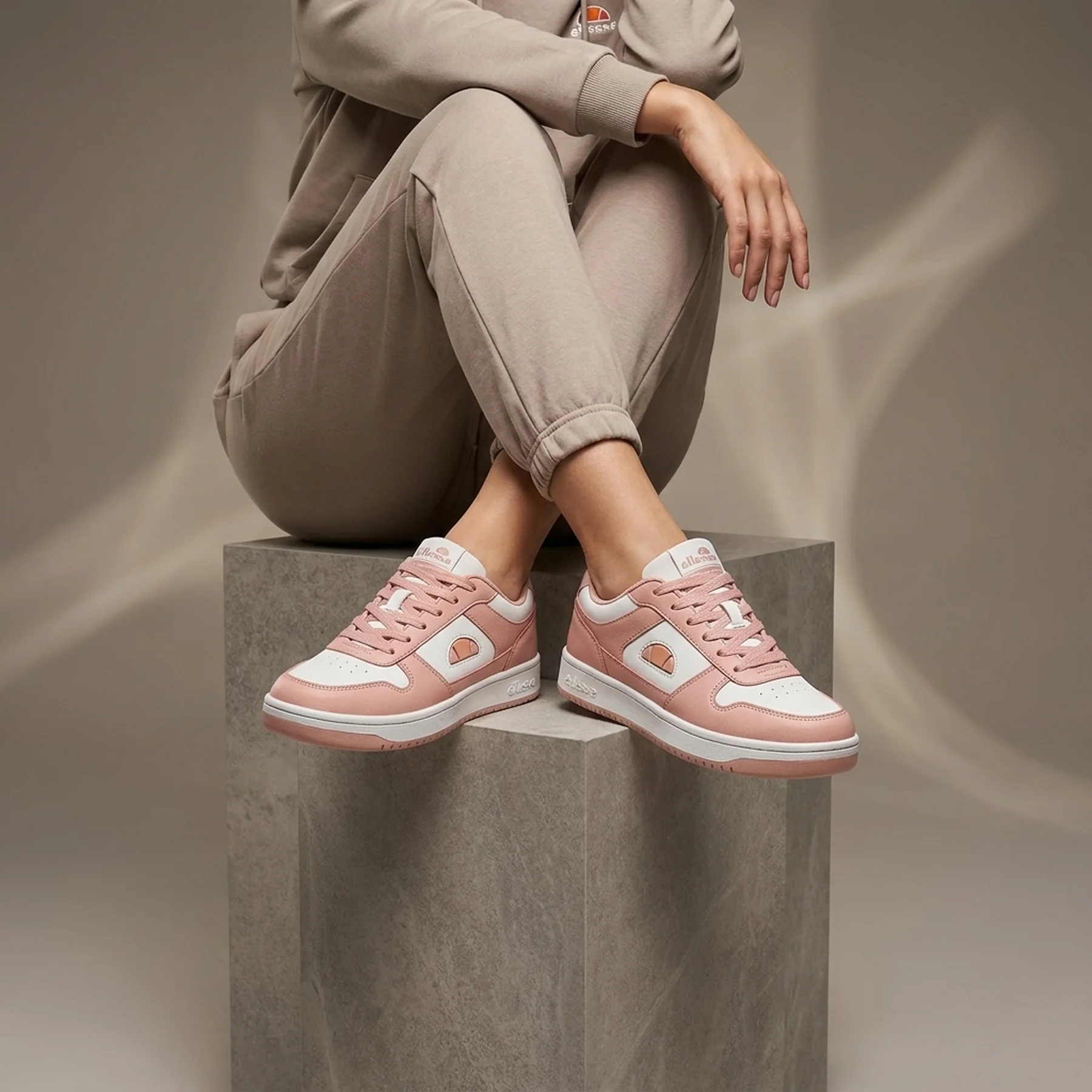 Кросівки жіночі Ellesse Panaro Cupsole (SGRF0560-925)