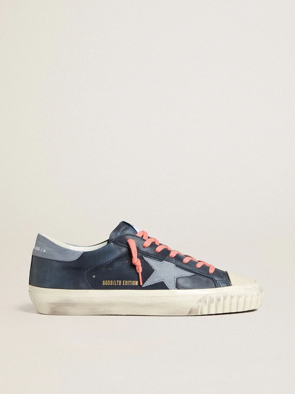 Кросівки жіночі Golden Goose Super-Star in navy-blue leather with light blue leather star and heel tab
