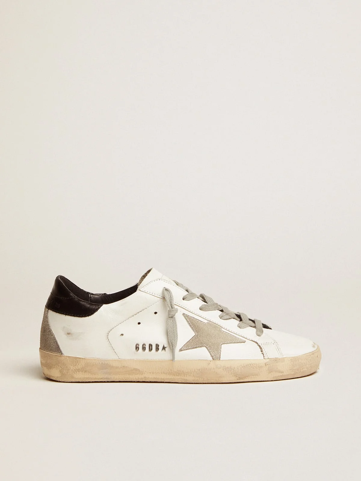 Кросівки жіночі Golden Goose Women's Super-Star with black heel tab and metal stud lettering