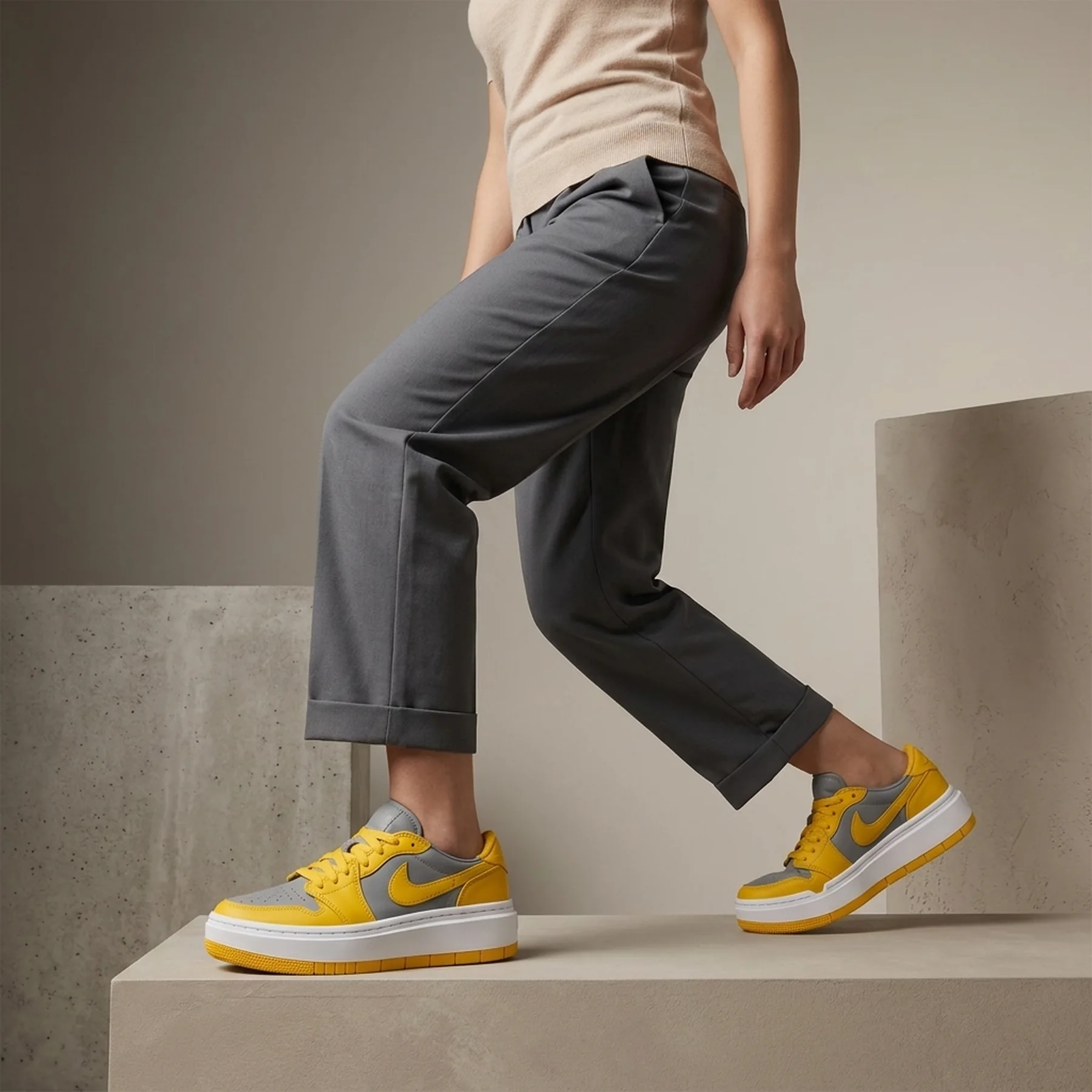 Кросівки жіночі Jordan 1 Low Elevate Yellow Grey (DH7004-017)