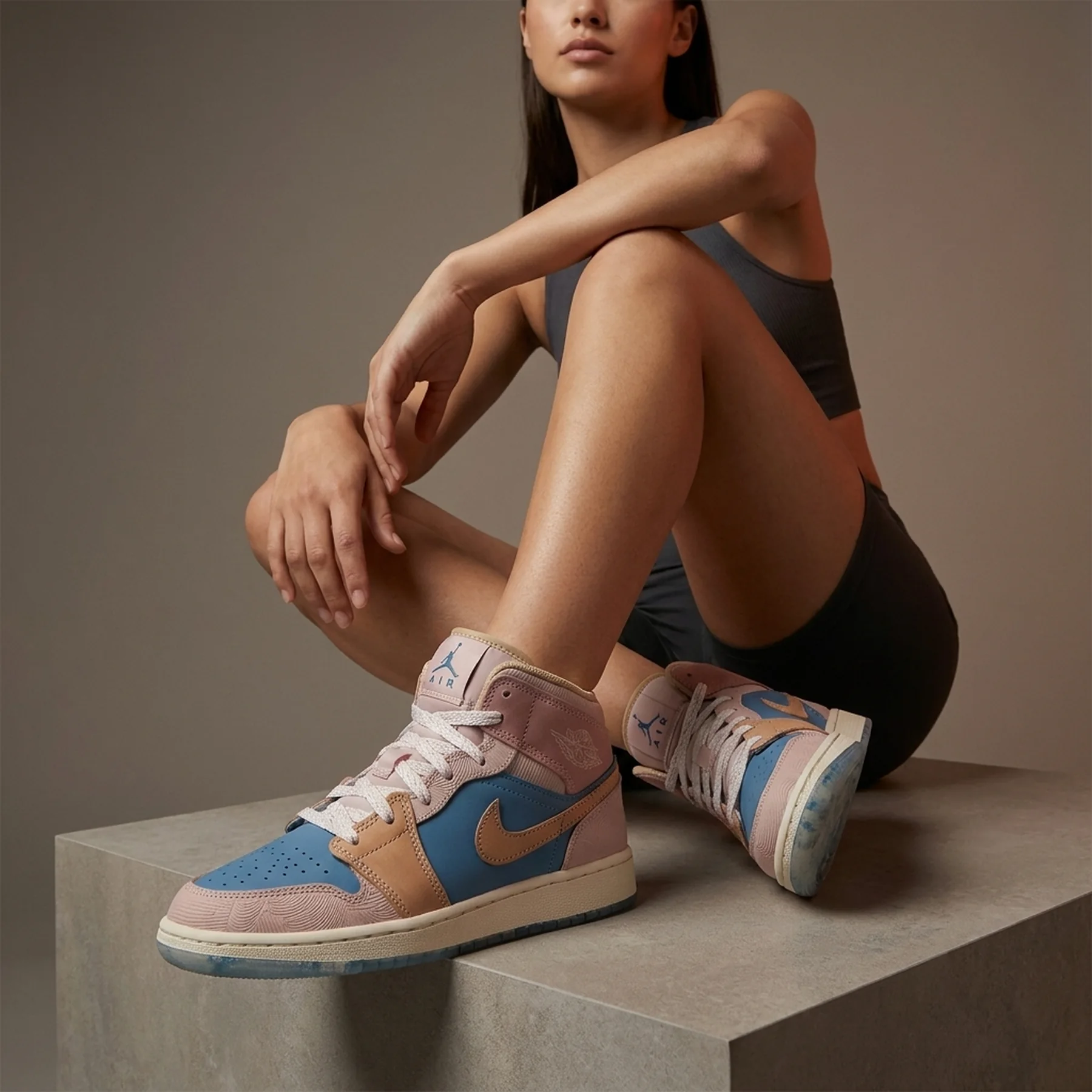 Кросівки жіночі Jordan 1 Mid Gs “Zen” (FN7452-400)