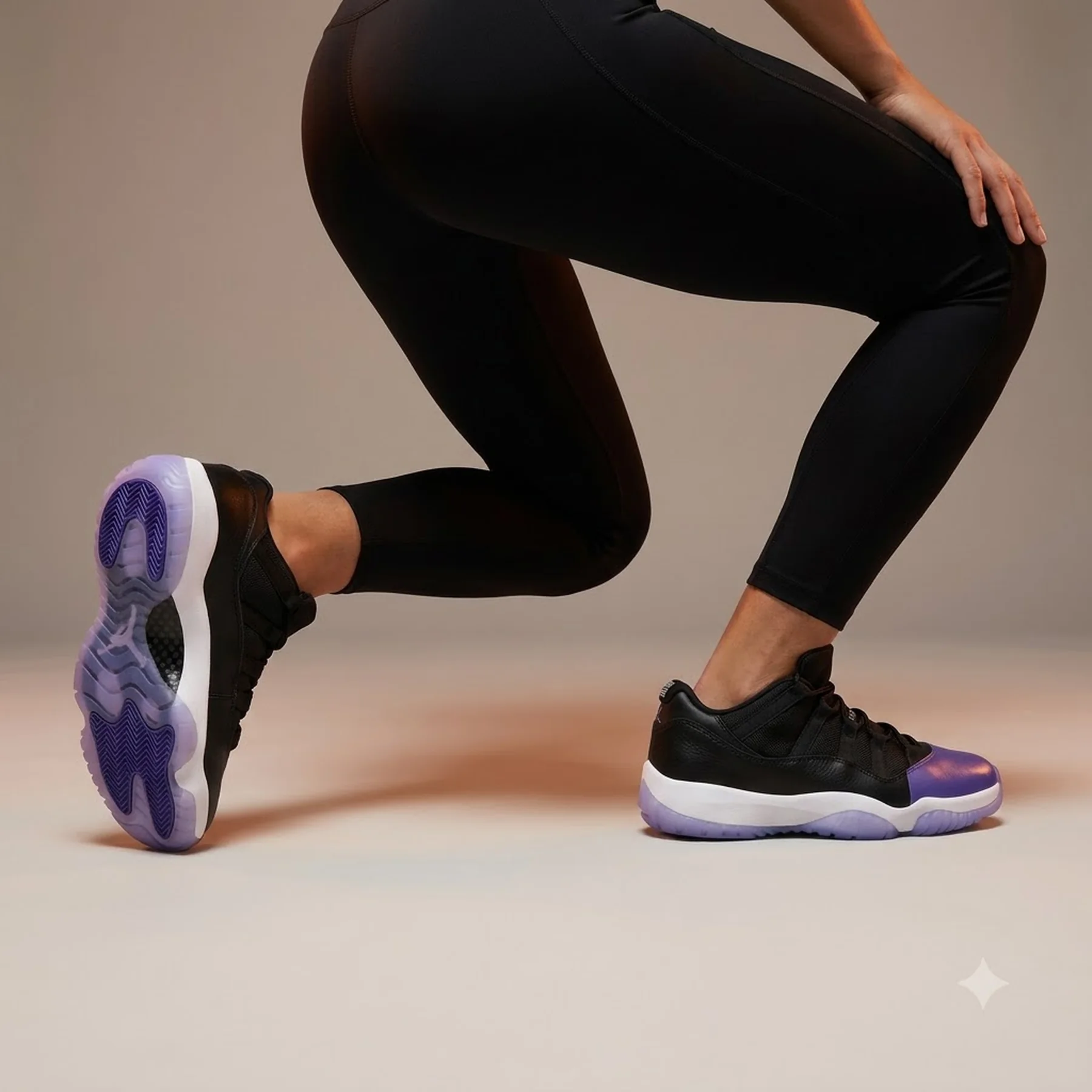 Кросівки жіночі Jordan 11 Cmft Low (DV2629-051)