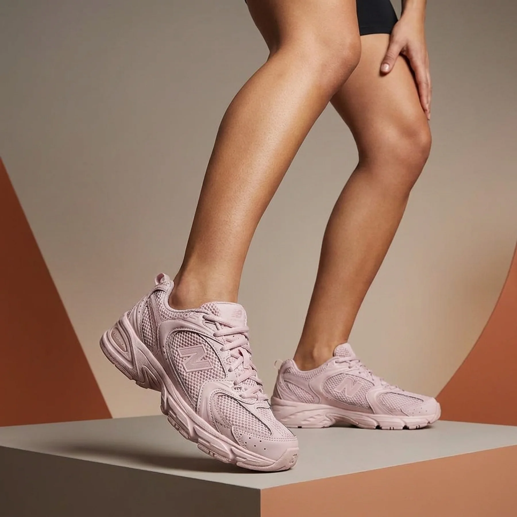 Кросівки жіночі New Balance 530 'Rose Sugar'