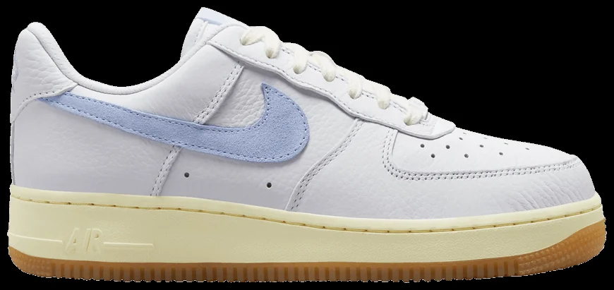 Кросівки жіночі Nike Air Force 1 07 (FD9867-100)