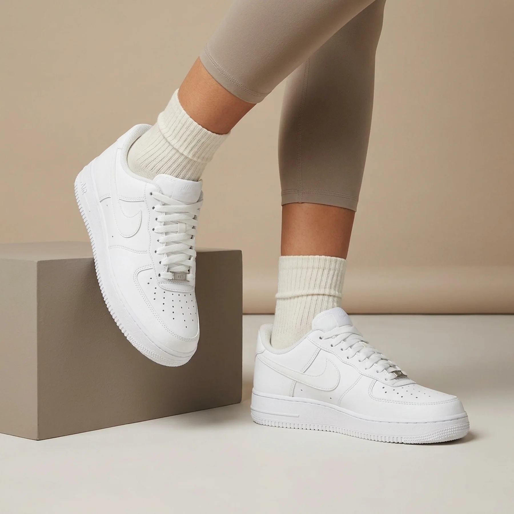 Кросівки жіночі Nike Air Force 1 07 Next Nature (DC9486-101)