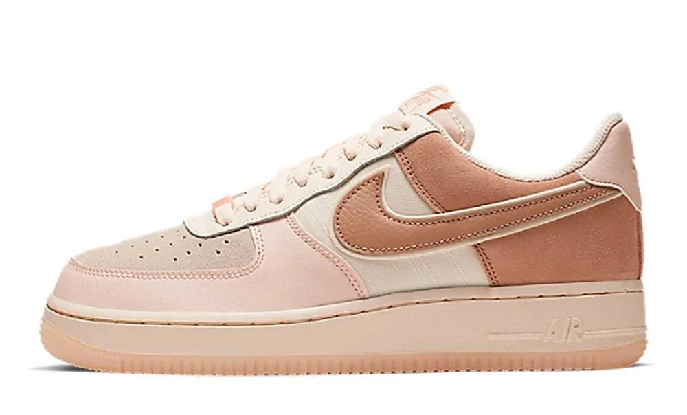 Кросівки жіночі Nike Air Force (896185-005)