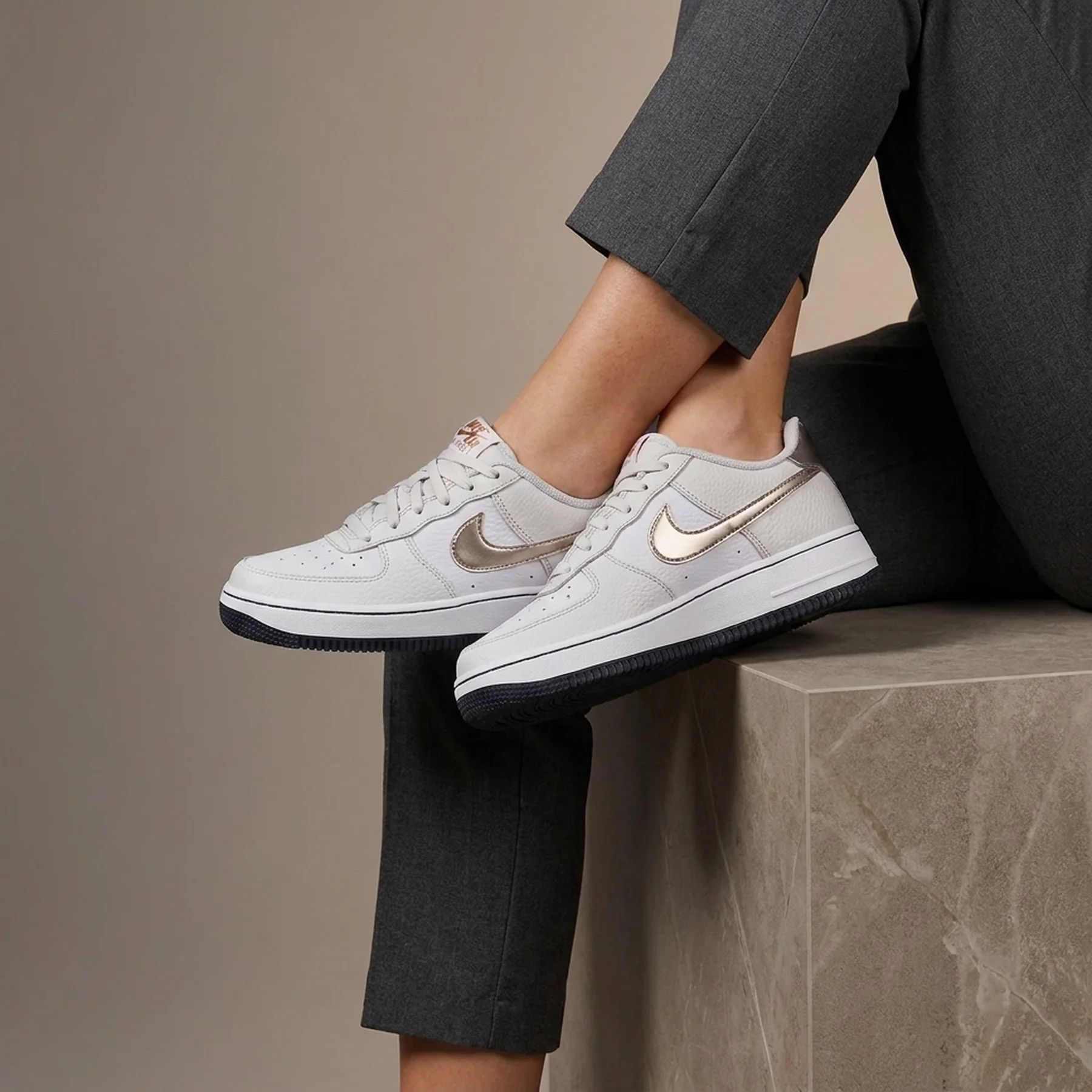 Кросівки жіночі Nike Air Force 1 Gs (CT3839-004)