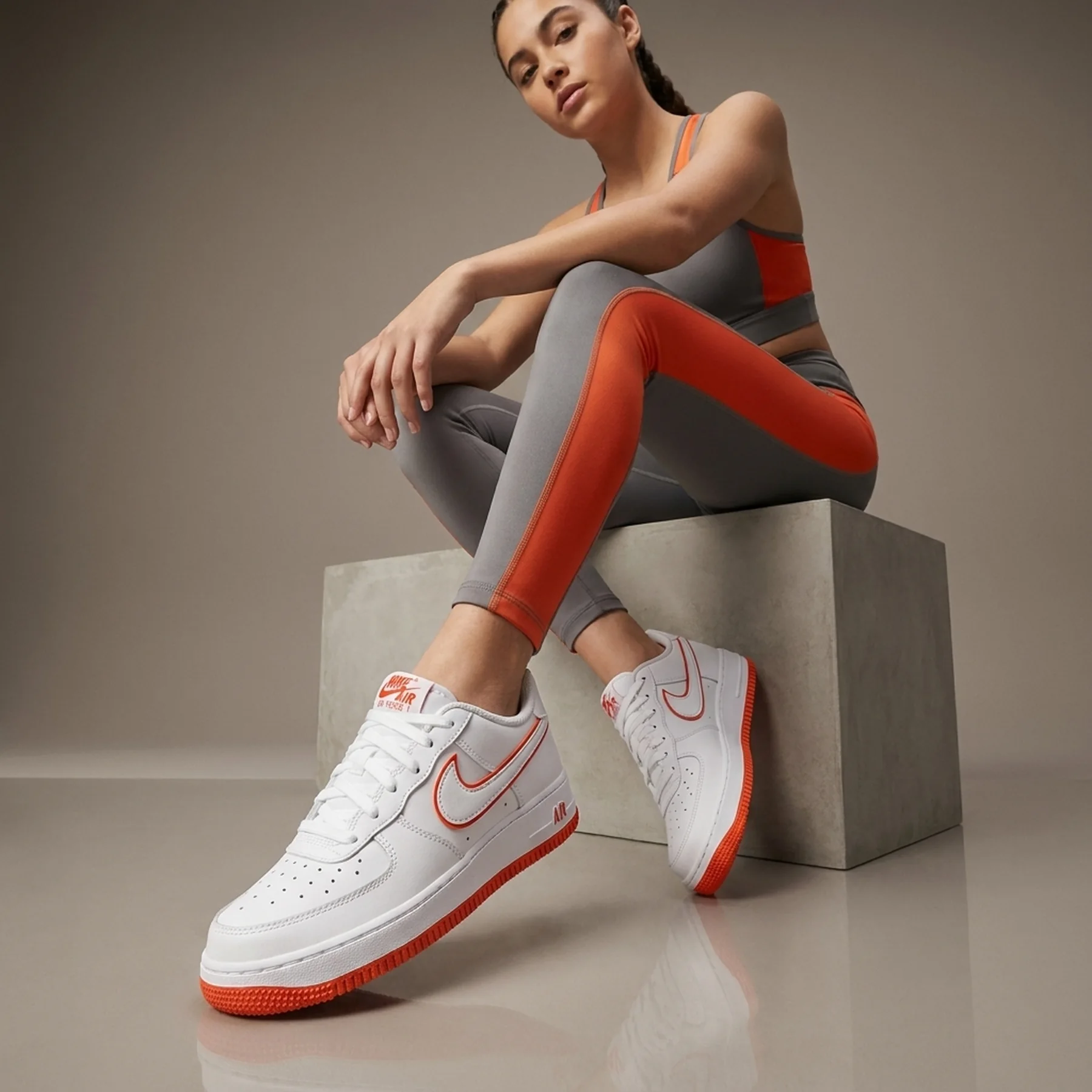 Кросівки жіночі Nike Air Force 1 Gs (DV7762-001)