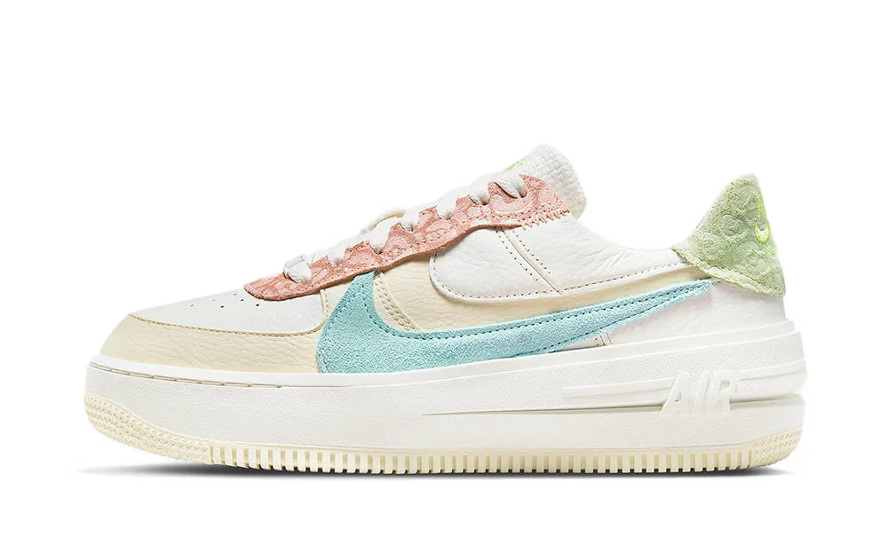 Кросівки жіночі Nike Air Force 1 Plt.Af.Orm (DX2671-100)