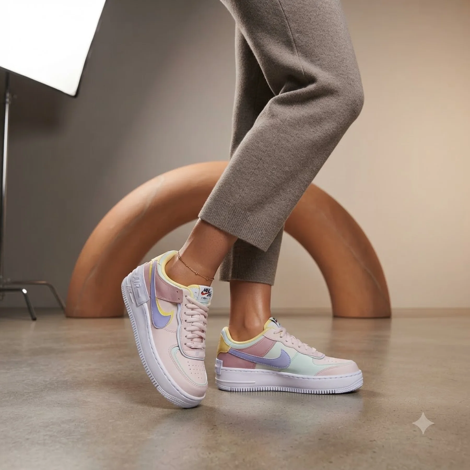 Кросівки жіночі Nike Air Force 1 Shadow (CI0919-600)