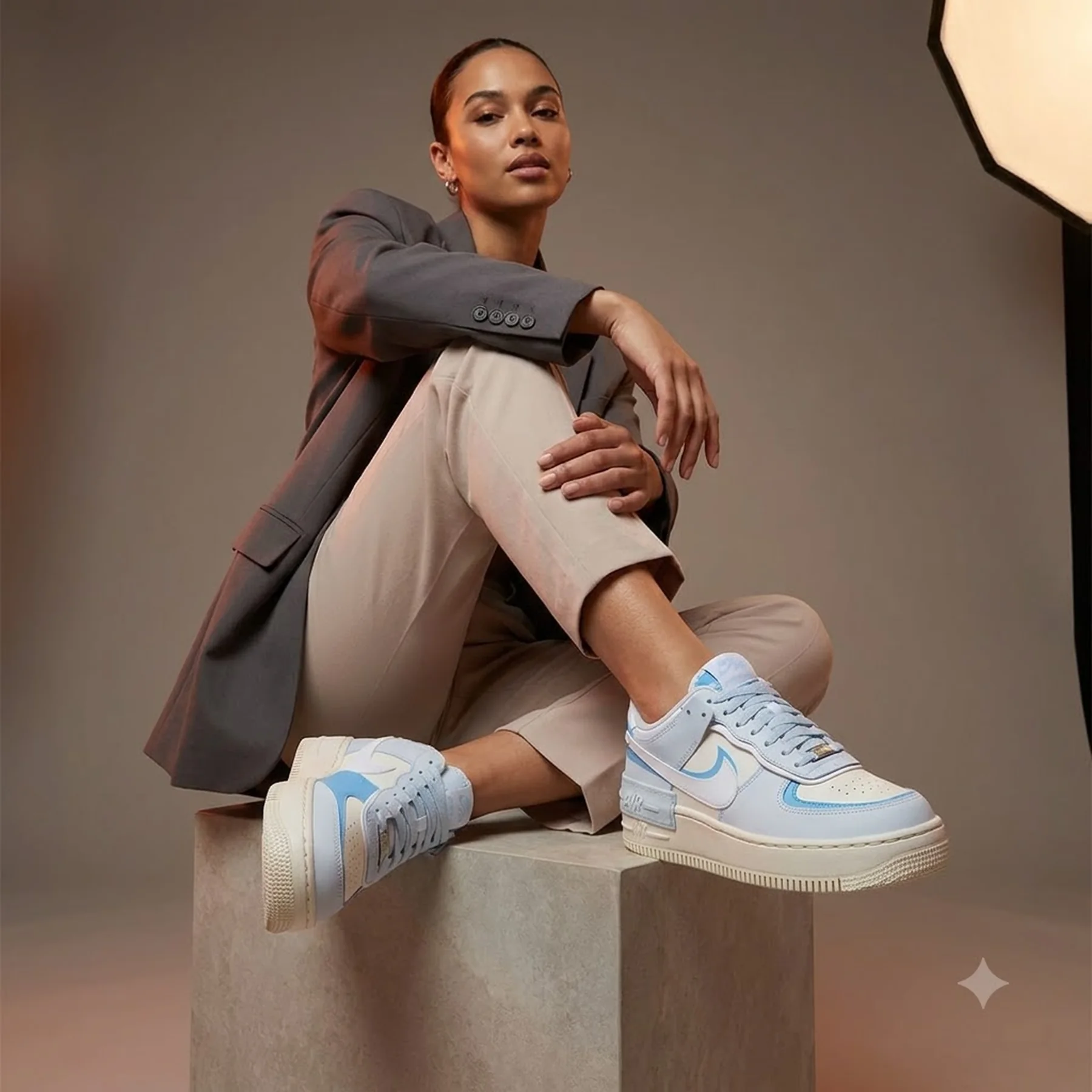 Кросівки жіночі Nike Аir Force 1 Shadow (DZ1847-400)